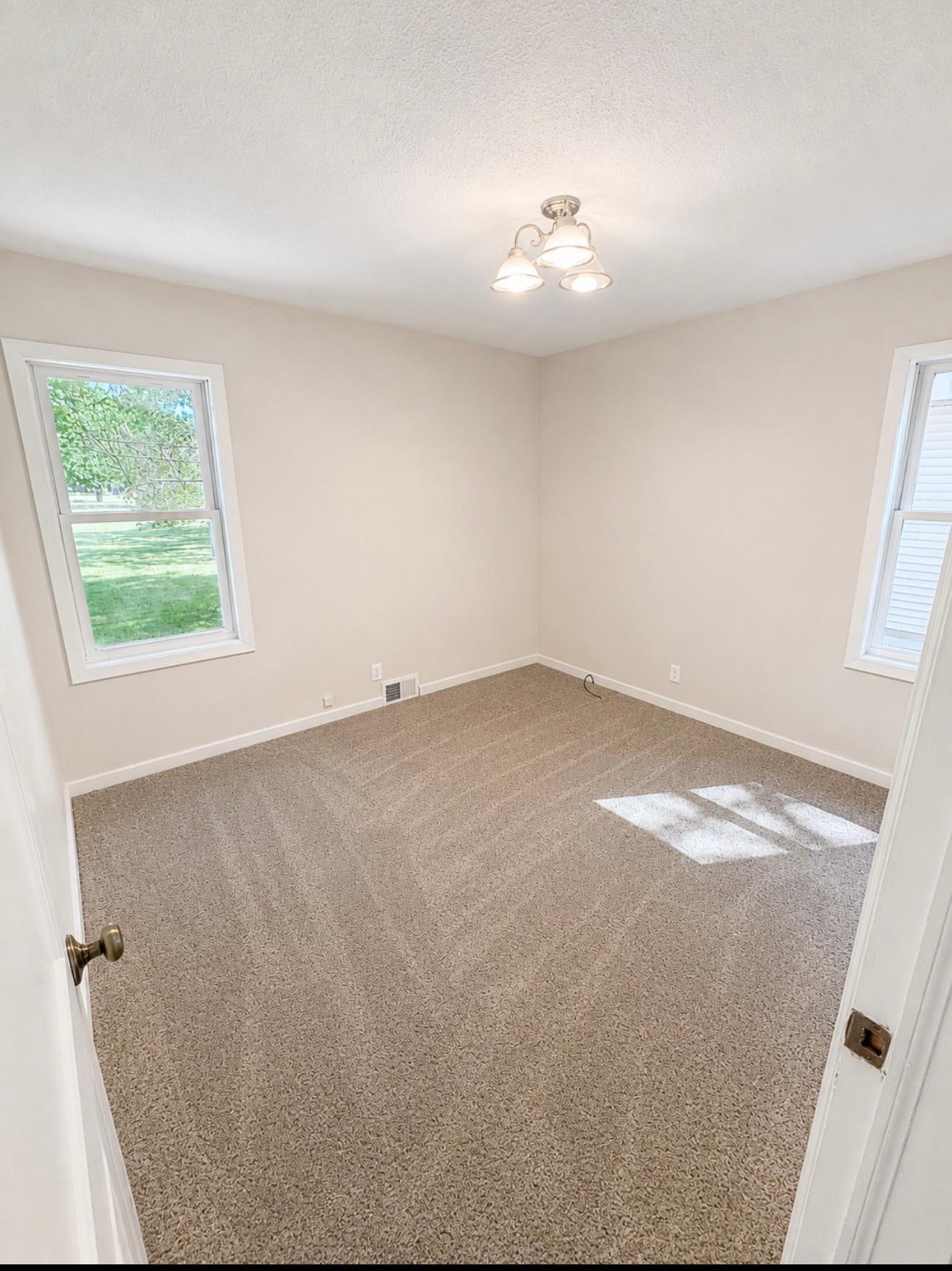 1944 single family home for sale at 206 8th Street SE in Long Prairie, MN — 3 bed, 1 bath (photo 5 of 13)