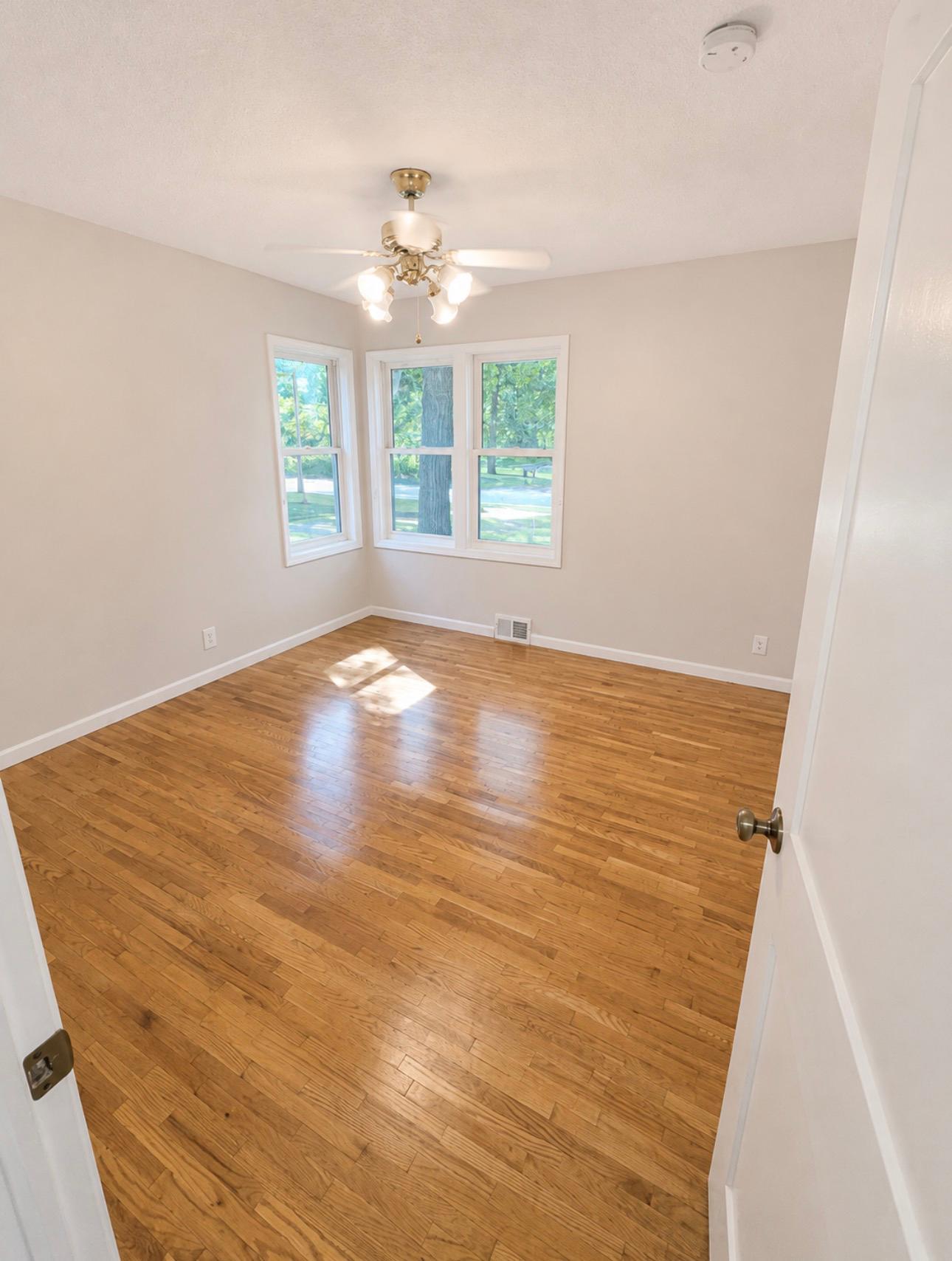 1944 single family home for sale at 206 8th Street SE in Long Prairie, MN — 3 bed, 1 bath (photo 7 of 13)