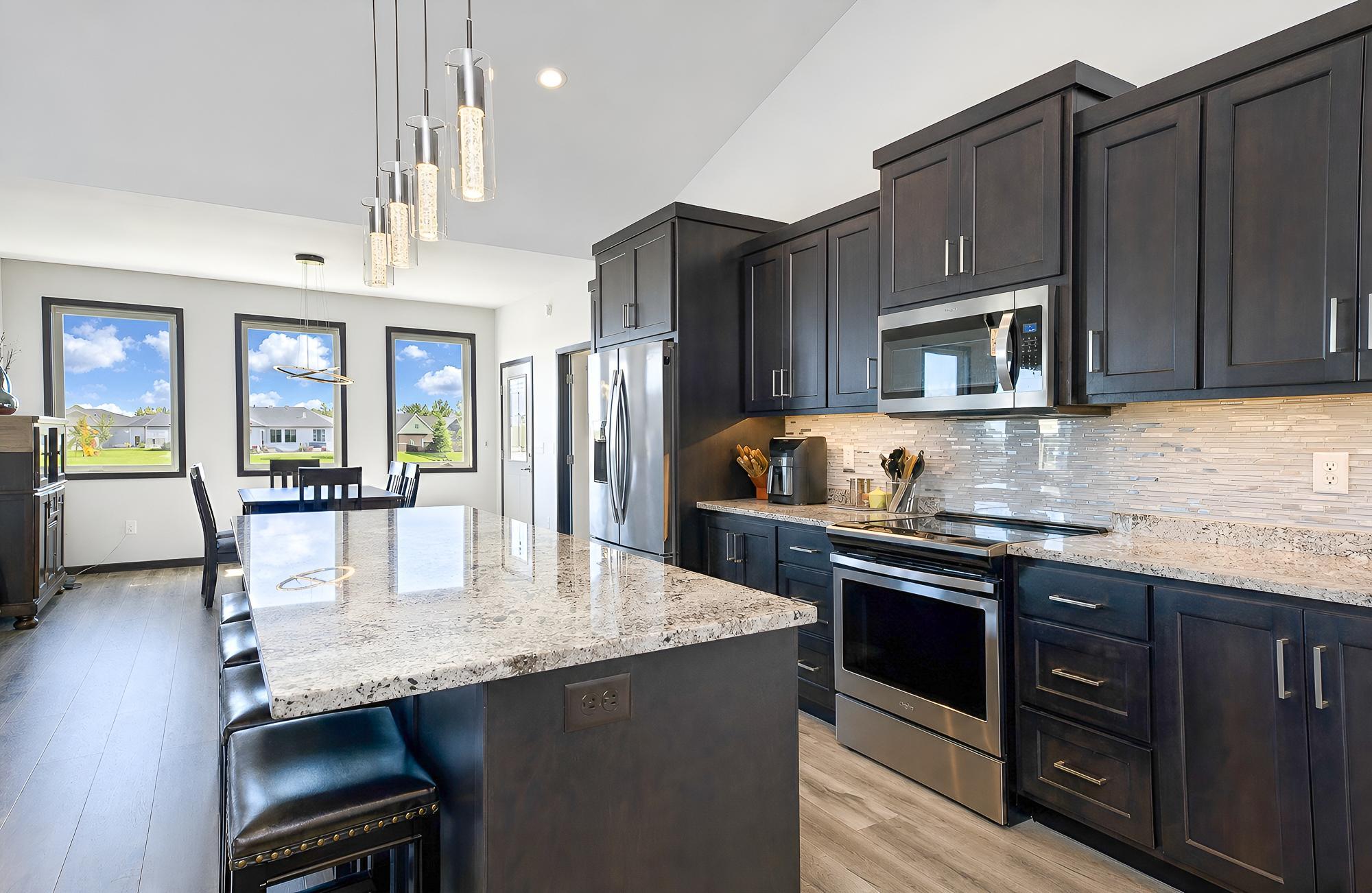 2021 single family home for sale at 1023 Mulberry Lane in West Fargo, ND — 6 bed, 3 bath (photo 14 of 63)