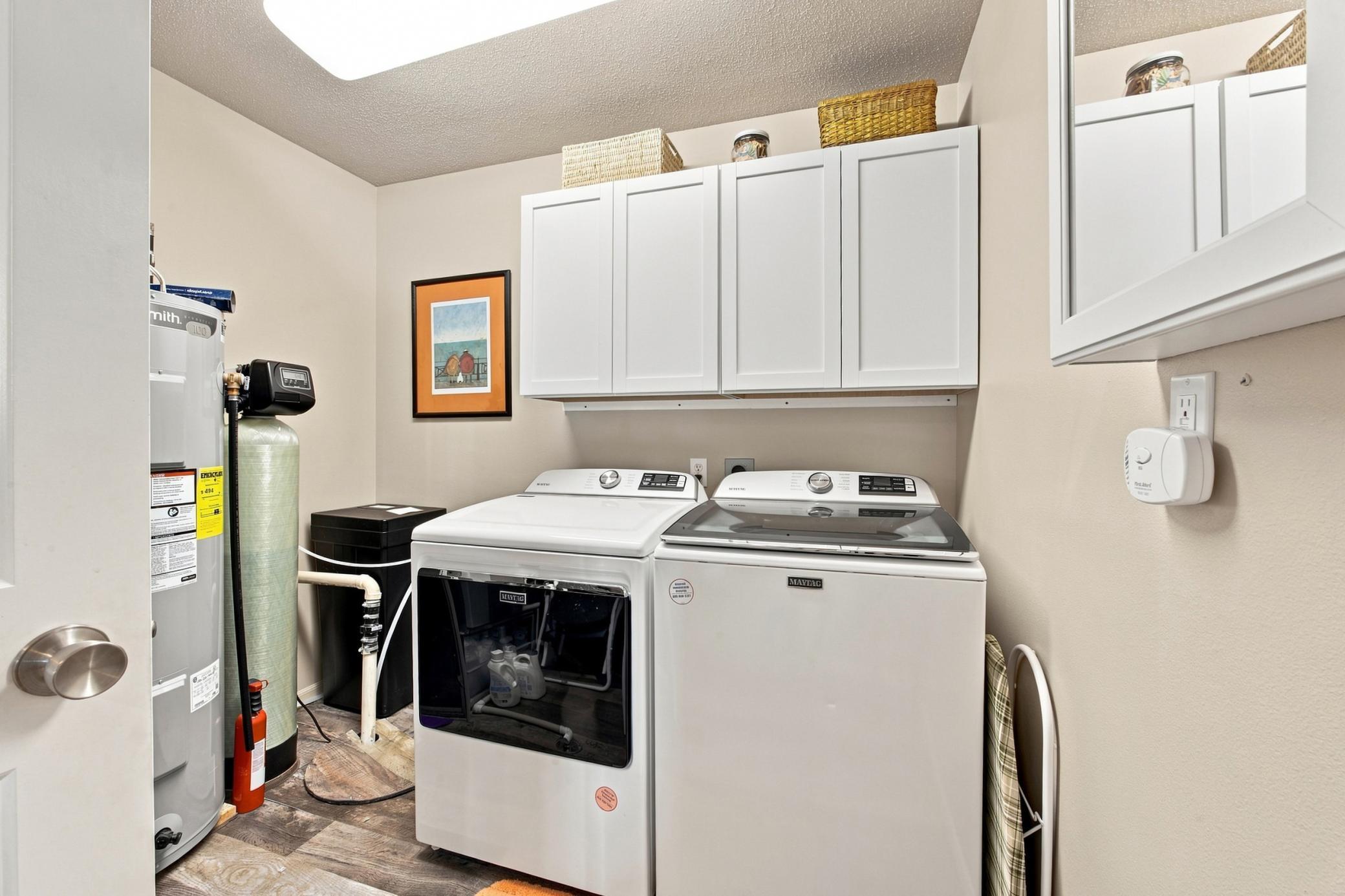 2007 twin home for sale at 1540 19th Avenue E in West Fargo, ND — 3 bed, 3 bath (photo 25 of 35)