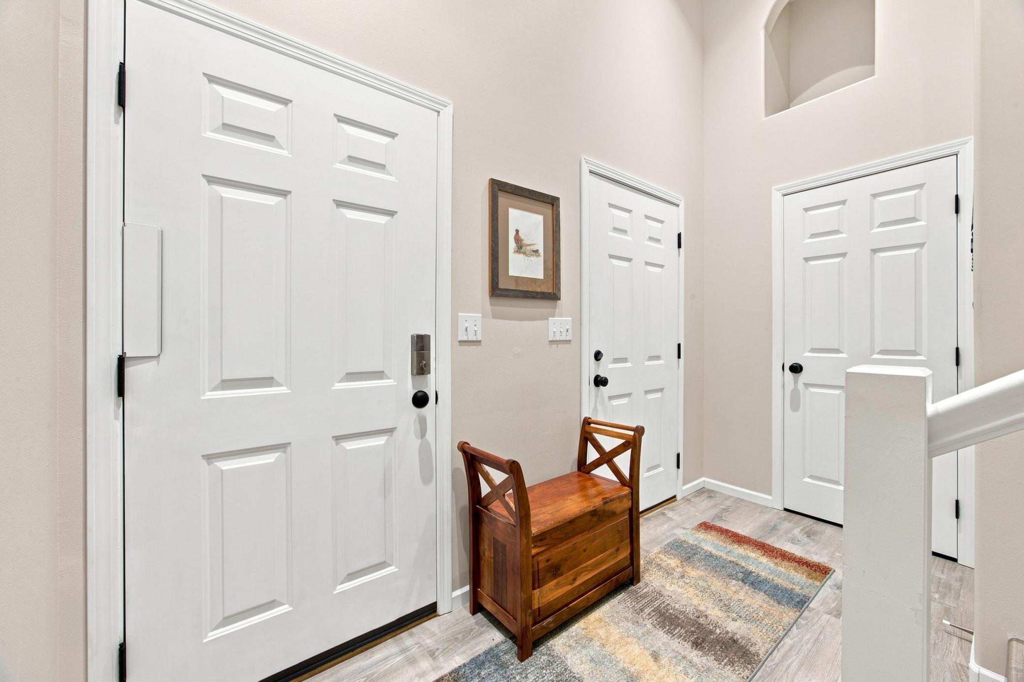 2007 twin home for sale at 1540 19th Avenue E in West Fargo, ND — 3 bed, 3 bath (photo 4 of 35)