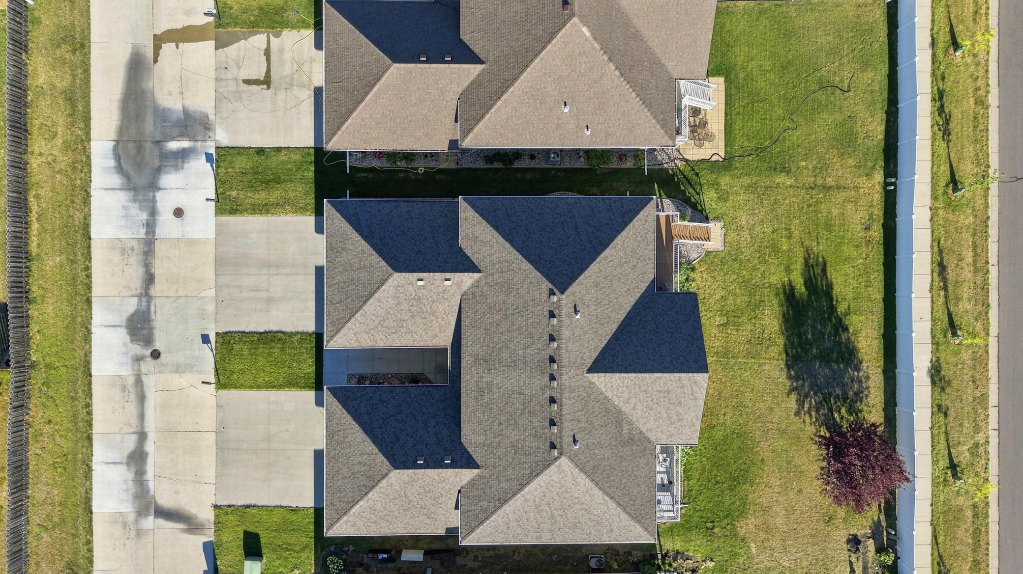 2007 twin home for sale at 1540 19th Avenue E in West Fargo, ND — 3 bed, 3 bath (photo 35 of 35)