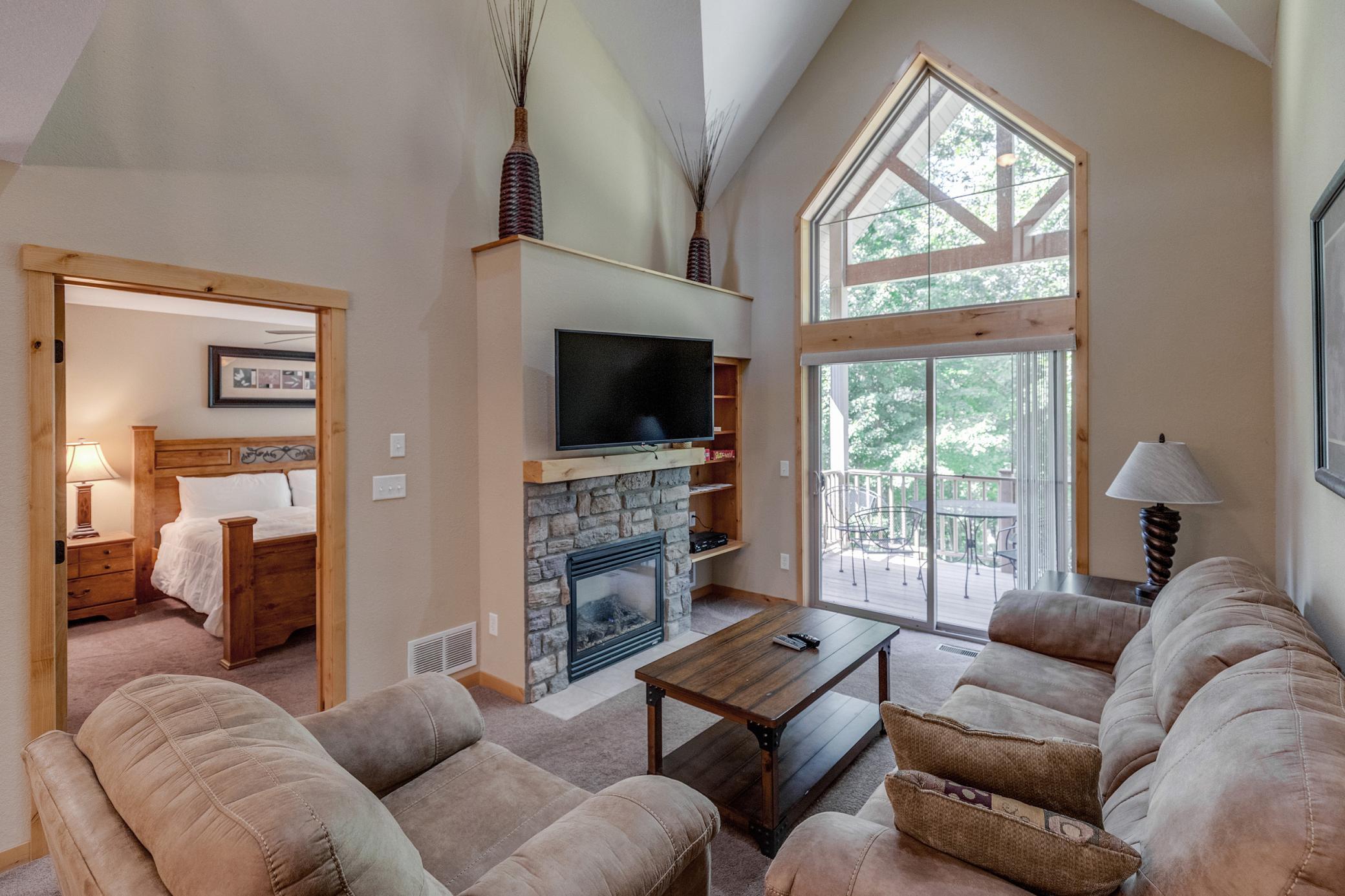 2007 townhouse for sale at 8066 Lost Lake Road, Unit 150 in Nisswa, MN — 3 bed, 5 bath (photo 2 of 53)
