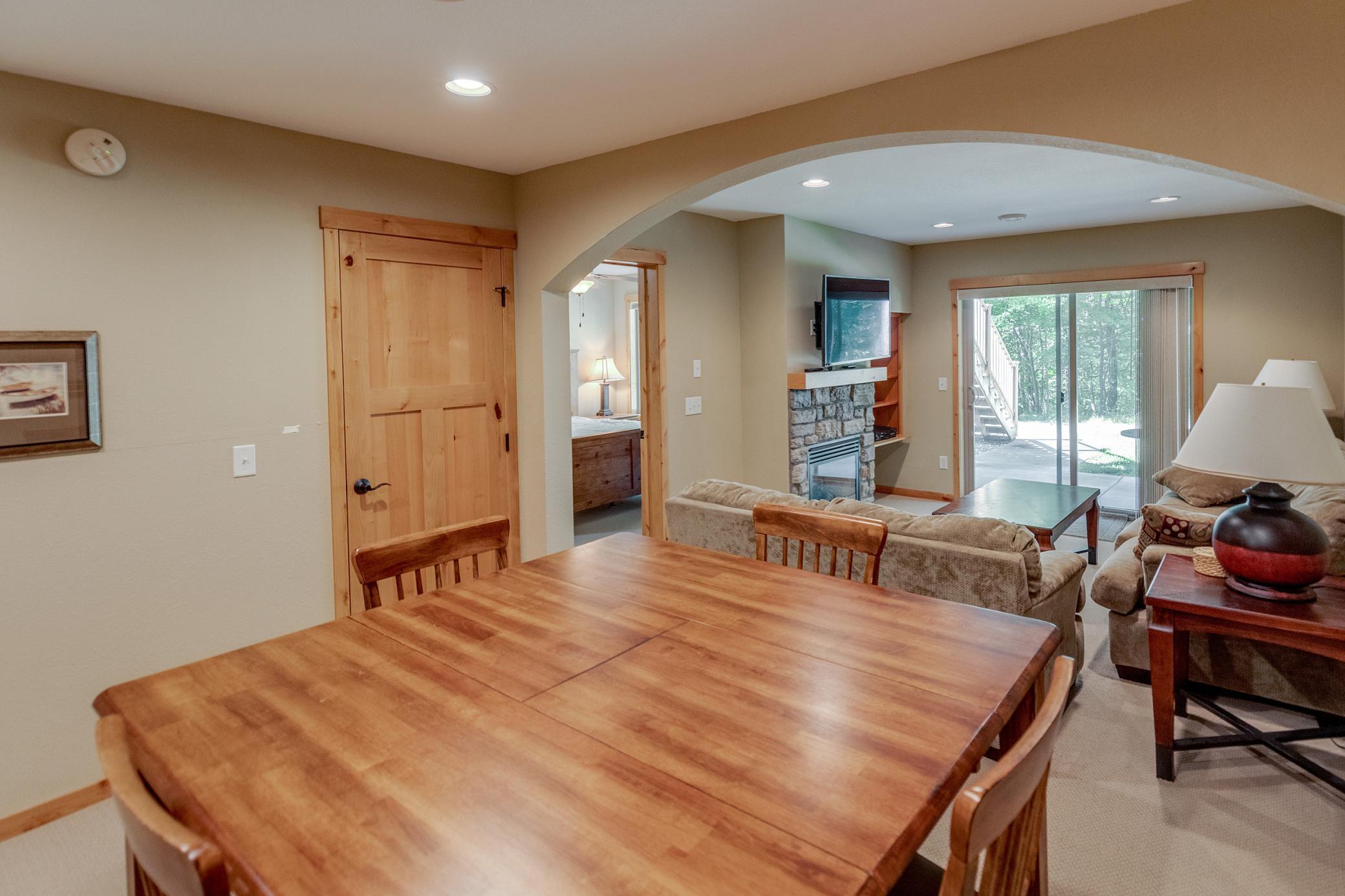 2007 townhouse for sale at 8066 Lost Lake Road, Unit 150 in Nisswa, MN — 3 bed, 5 bath (photo 19 of 53)