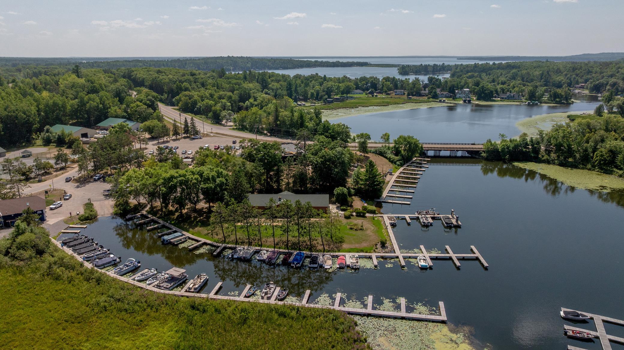 2007 townhouse for sale at 8066 Lost Lake Road, Unit 150 in Nisswa, MN — 3 bed, 5 bath (photo 36 of 53)