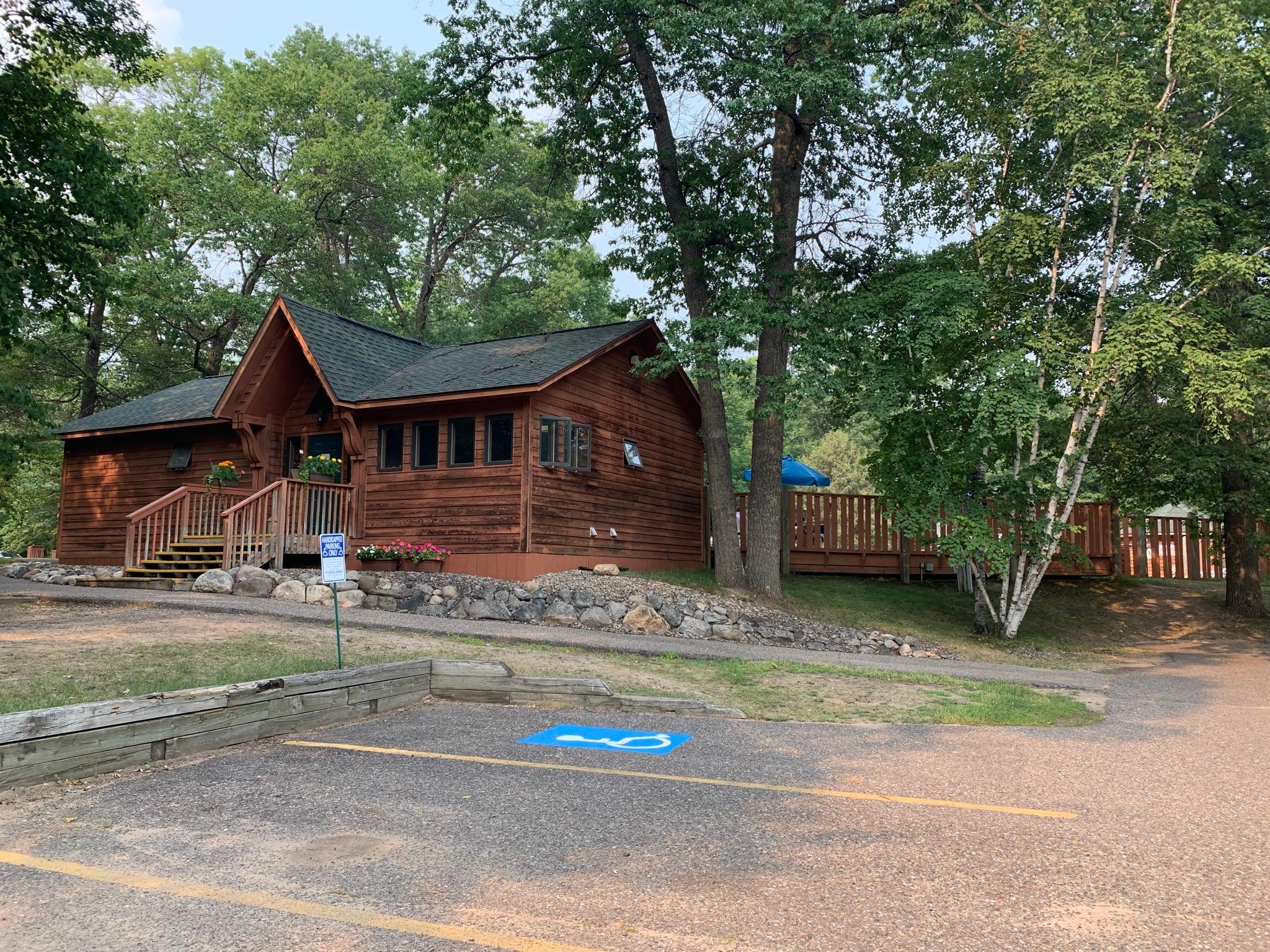 2007 townhouse for sale at 8066 Lost Lake Road, Unit 150 in Nisswa, MN — 3 bed, 5 bath (photo 41 of 53)