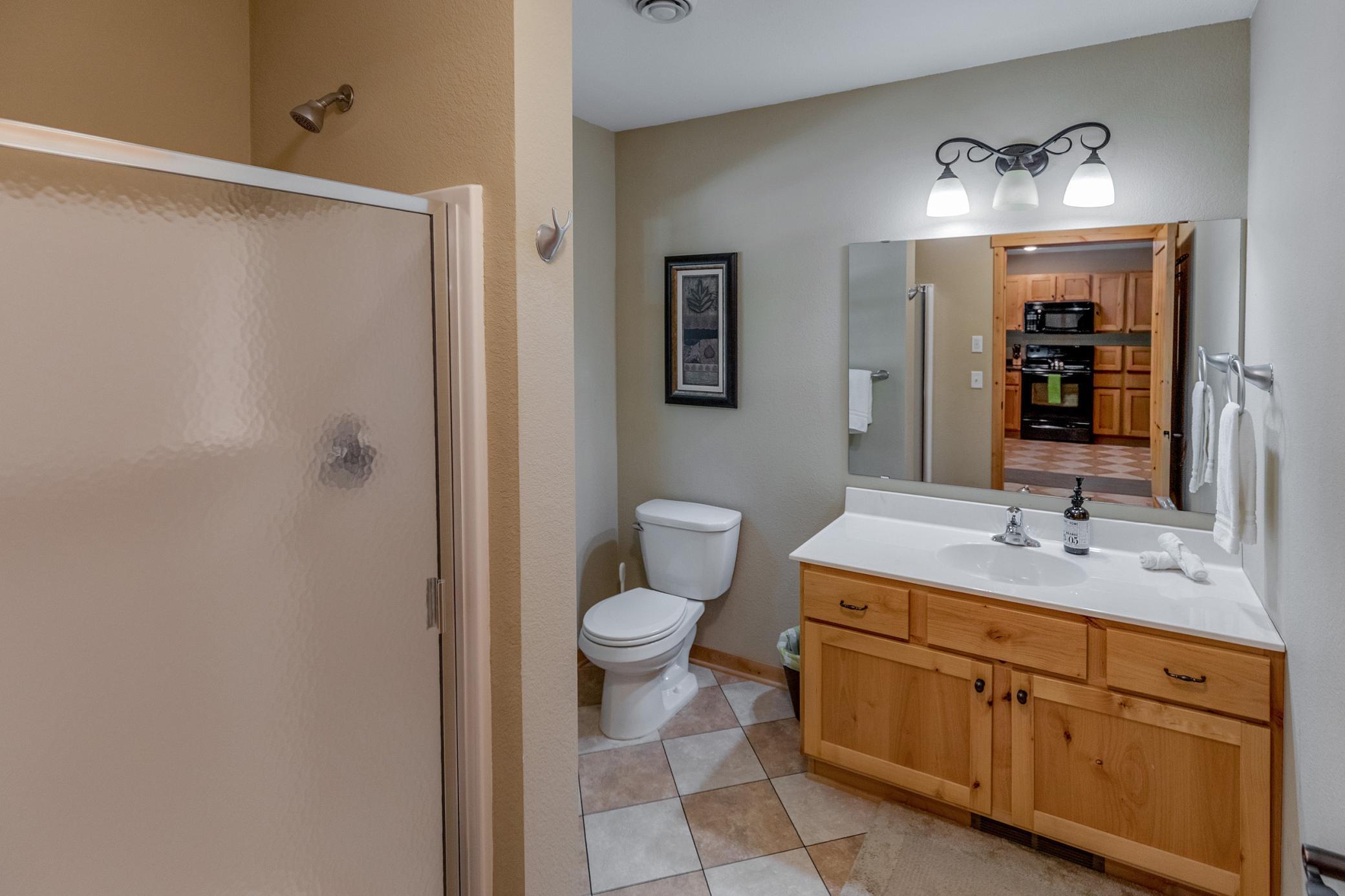 2007 townhouse for sale at 8066 Lost Lake Road, Unit 150 in Nisswa, MN — 3 bed, 5 bath (photo 10 of 53)