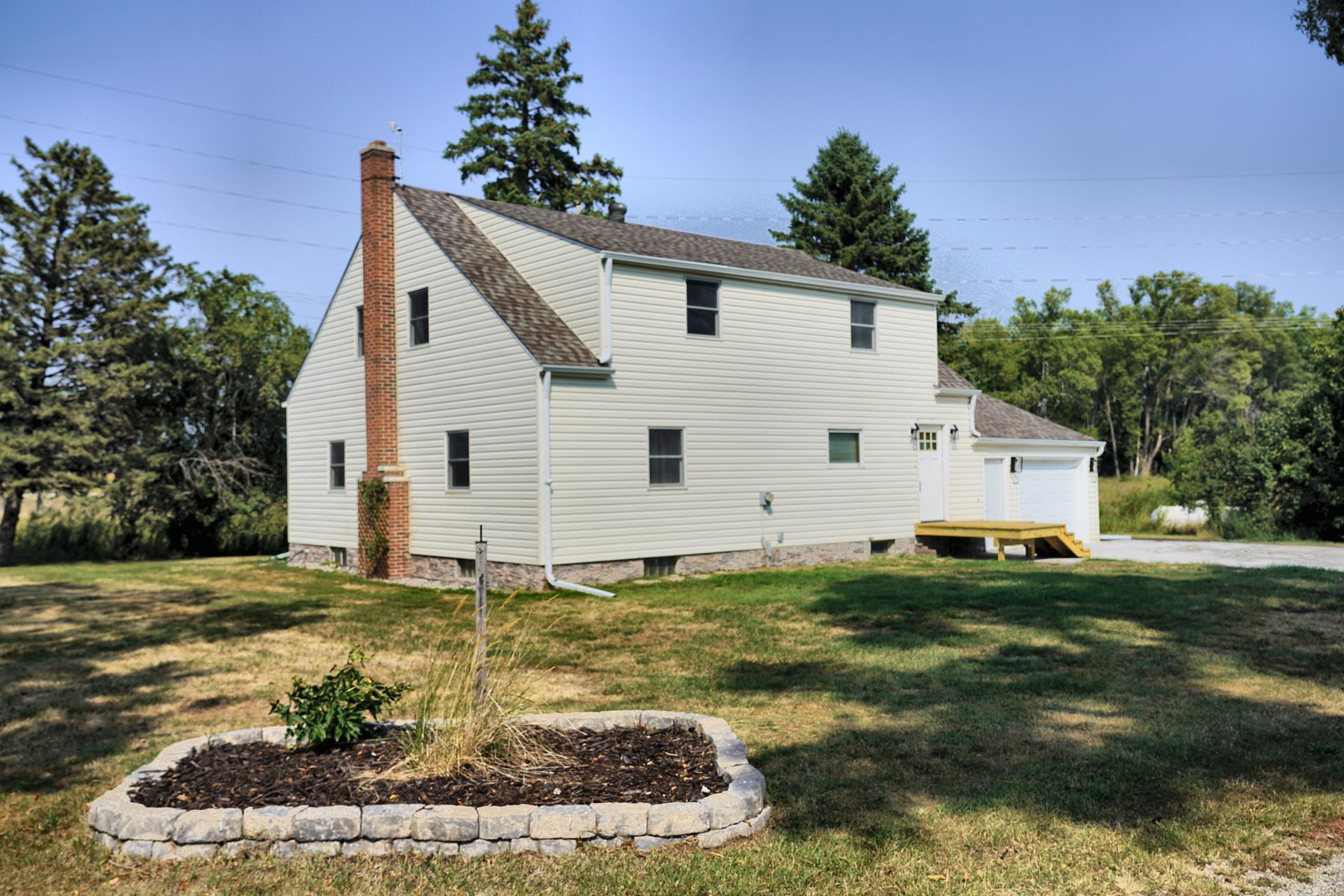 1920 single family home for sale at 14688 44th Street SE in Wheatland, ND — 3 bed, 2 bath (photo 2 of 45)