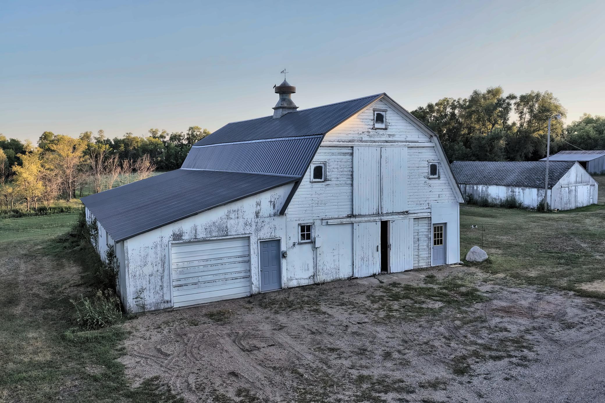 1920 single family home for sale at 14688 44th Street SE in Wheatland, ND — 3 bed, 2 bath (photo 5 of 45)
