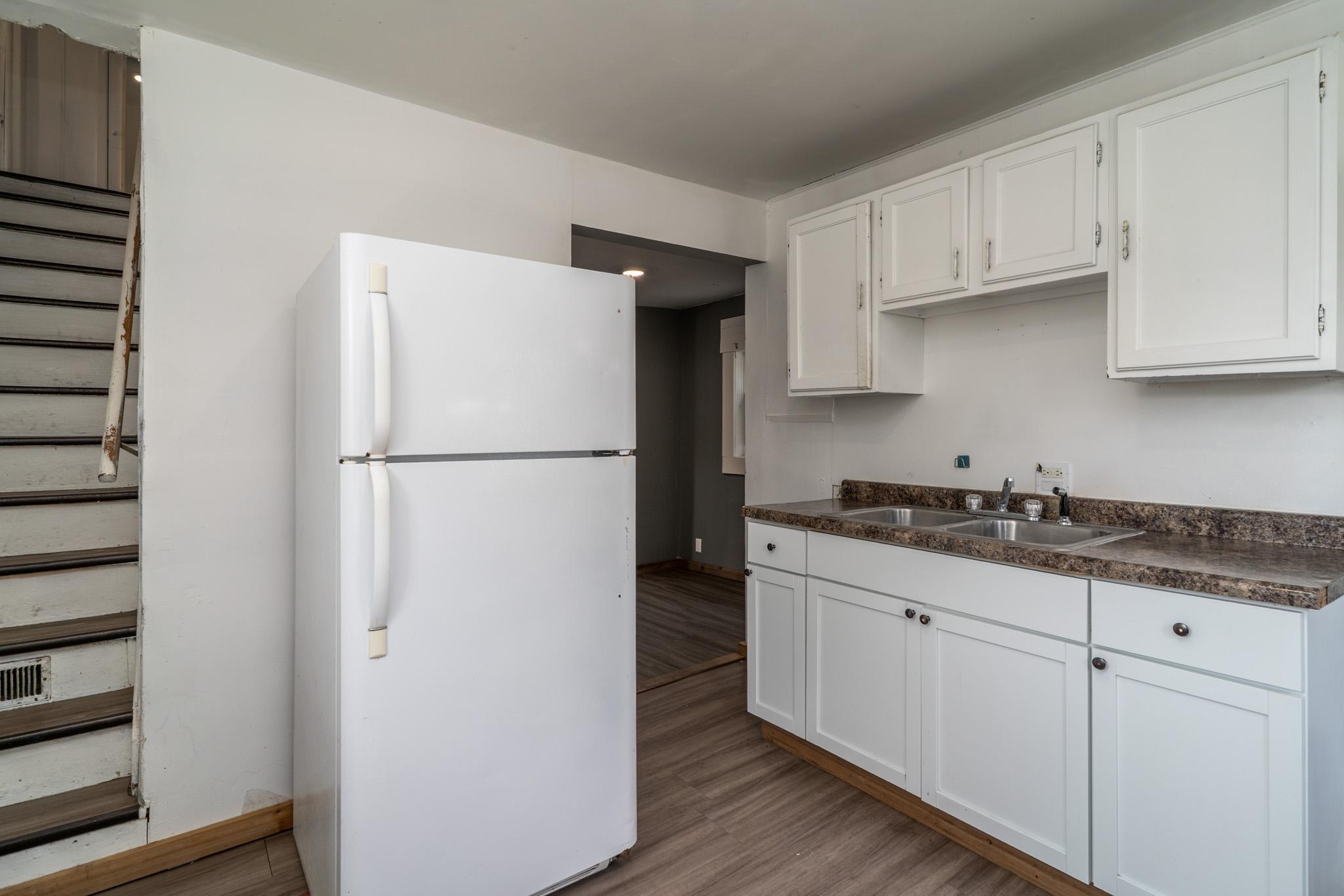 1910 single family home for sale at 512 6th Street W in Crookston, MN — 3 bed, 2 bath (photo 12 of 31)