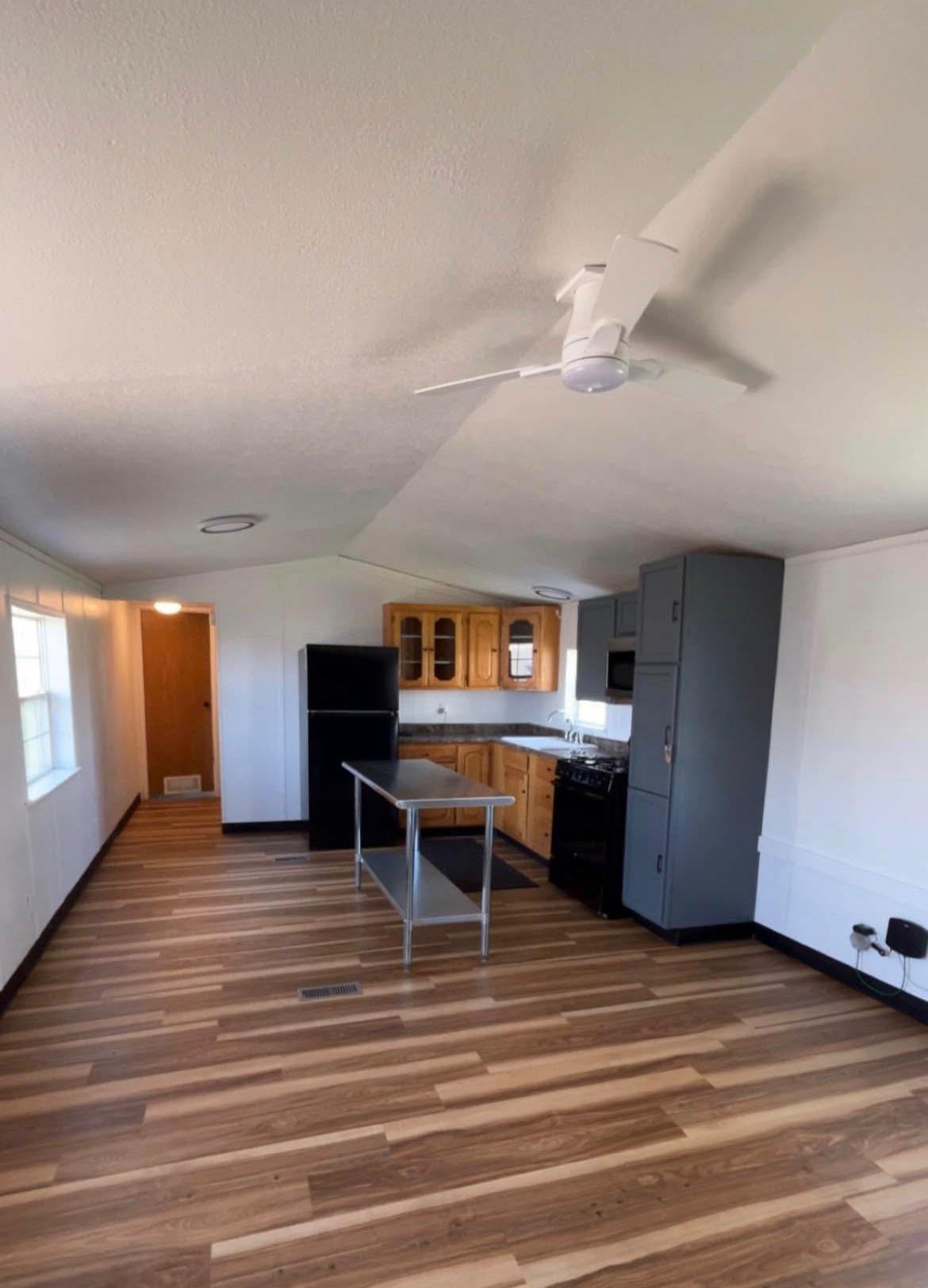 1995 single family home for sale at 435 Robin Street in Audubon, MN — 3 bed, 2 bath (photo 3 of 10)