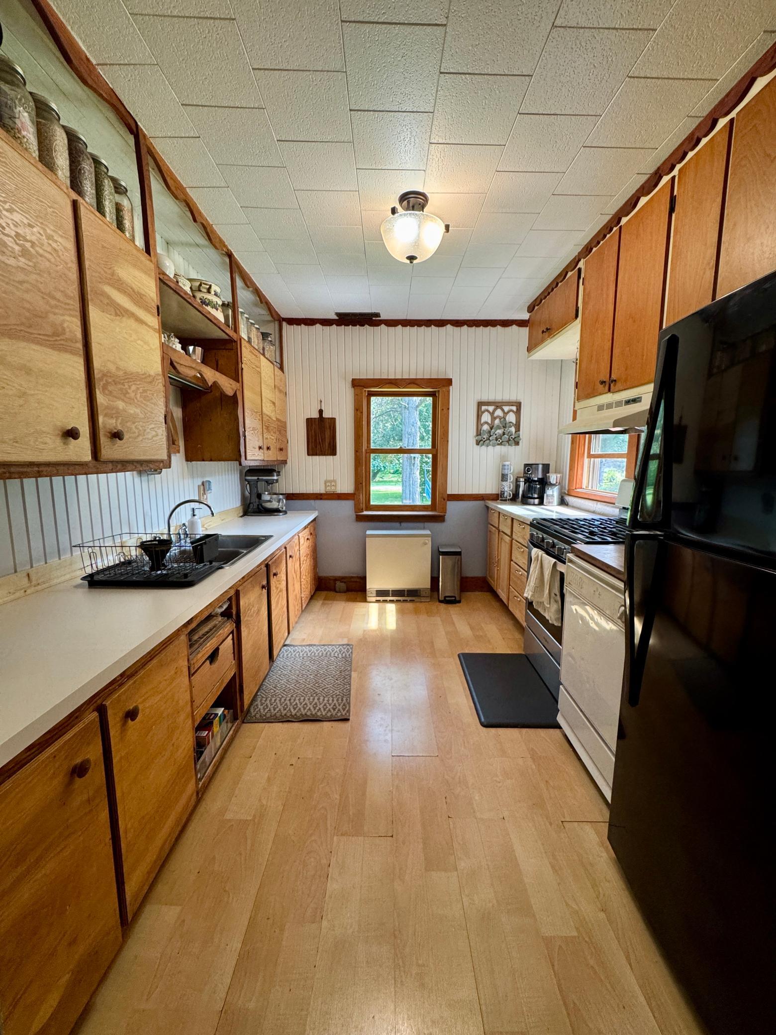 1910 single family home for sale at 69305 Kirkwood Drive in Roosevelt, MN — 4 bed, 2 bath (photo 7 of 53)