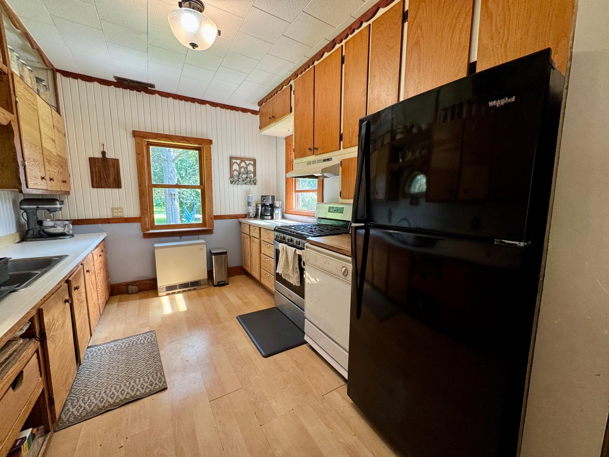 1910 single family home for sale at 69305 Kirkwood Drive in Roosevelt, MN — 4 bed, 2 bath (photo 8 of 53)