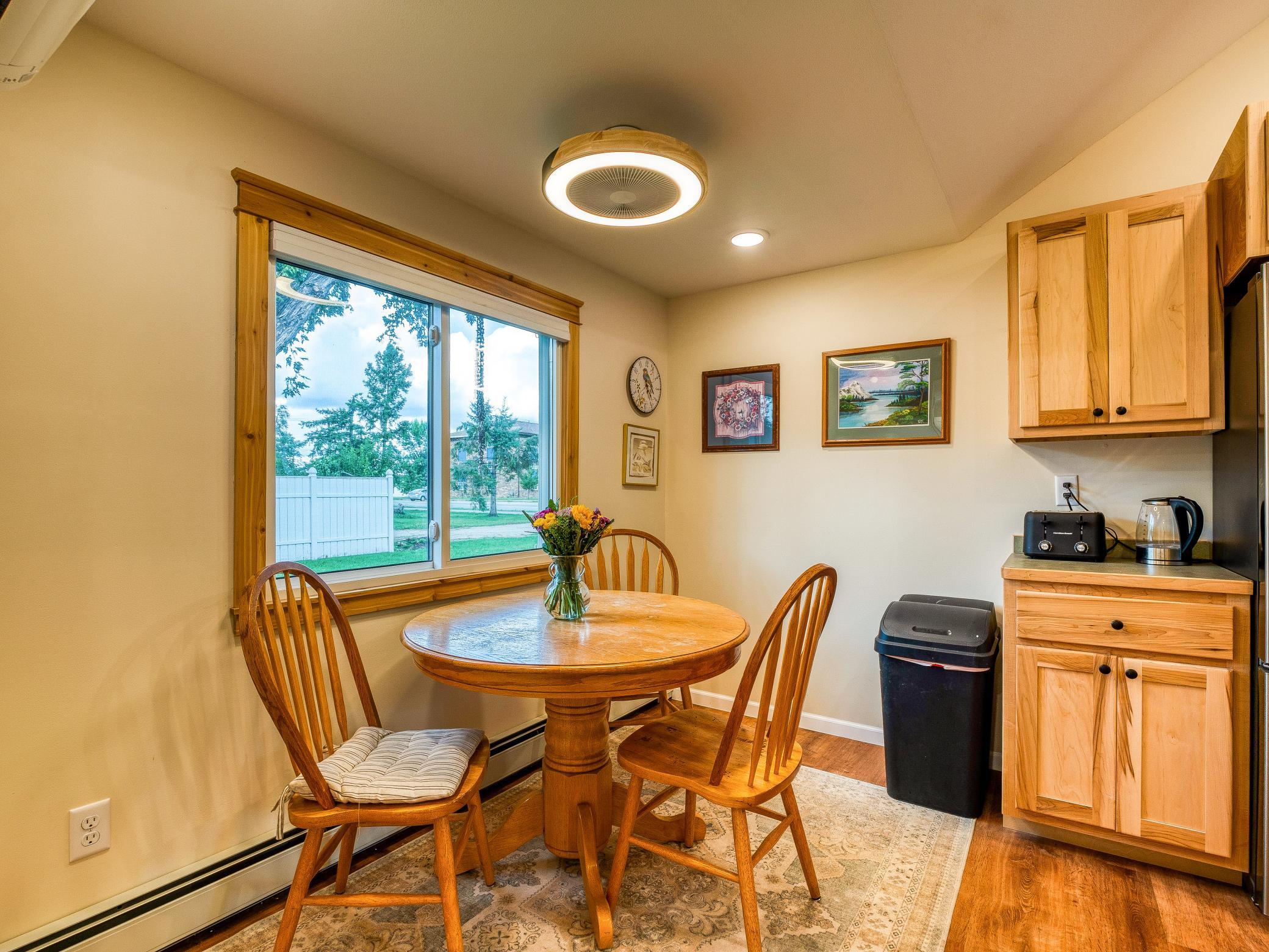 1940 single family home for sale at 2011 Norton Avenue NW in Bemidji, MN — 2 bed, 3 bath (photo 15 of 50)