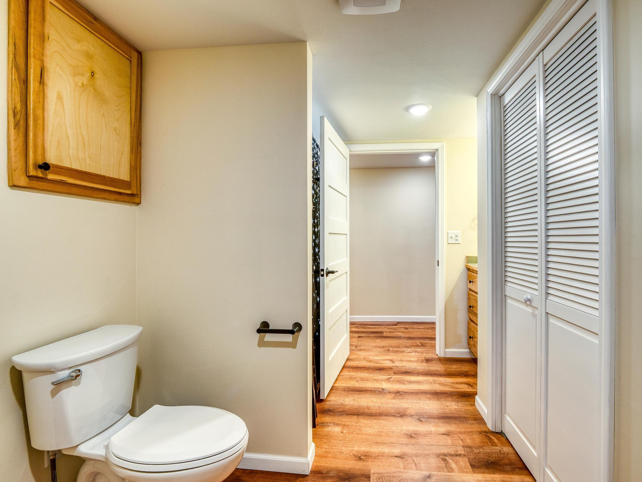 1940 single family home for sale at 2011 Norton Avenue NW in Bemidji, MN — 2 bed, 3 bath (photo 24 of 50)