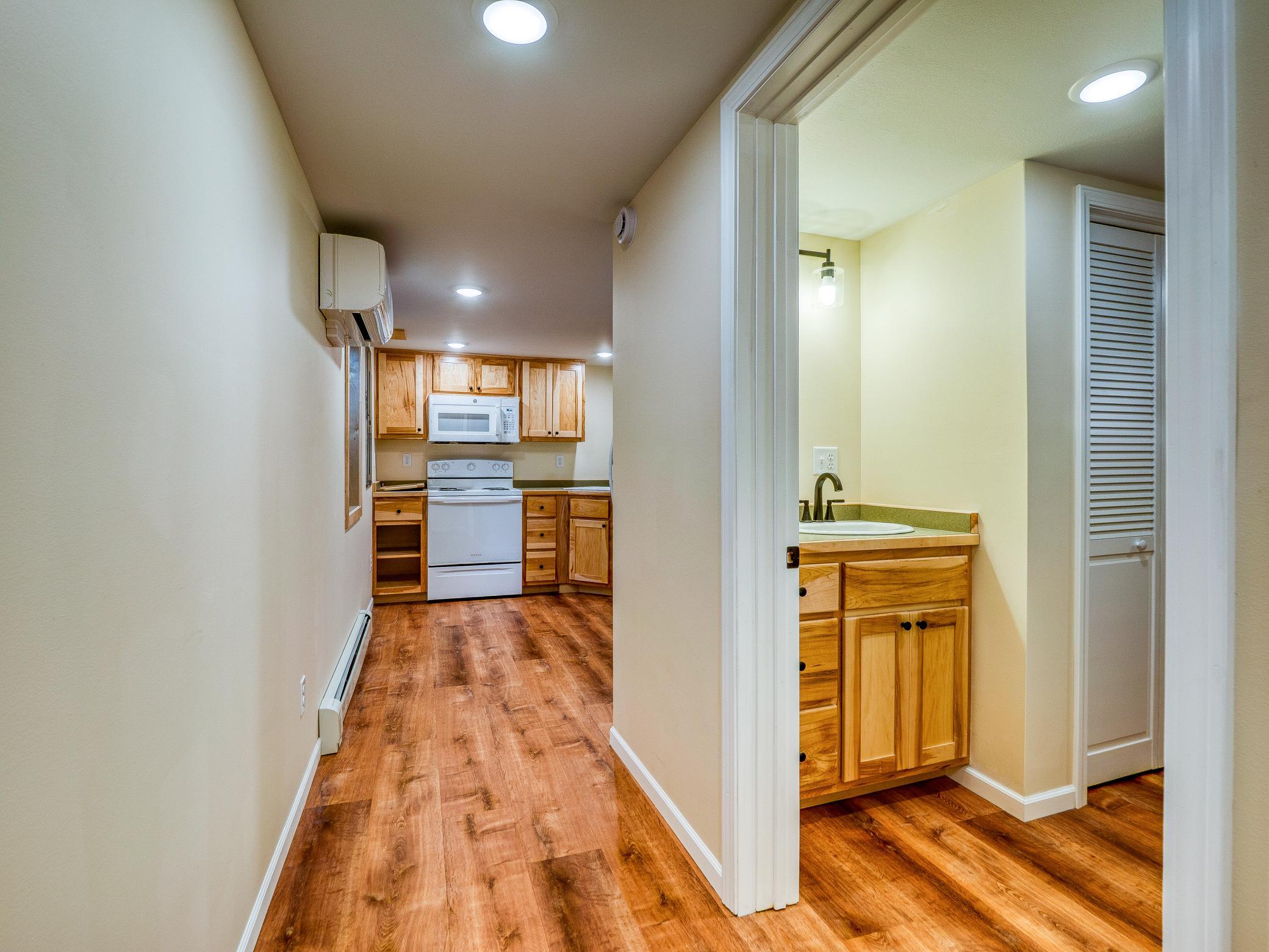 1940 single family home for sale at 2011 Norton Avenue NW in Bemidji, MN — 2 bed, 3 bath (photo 27 of 50)