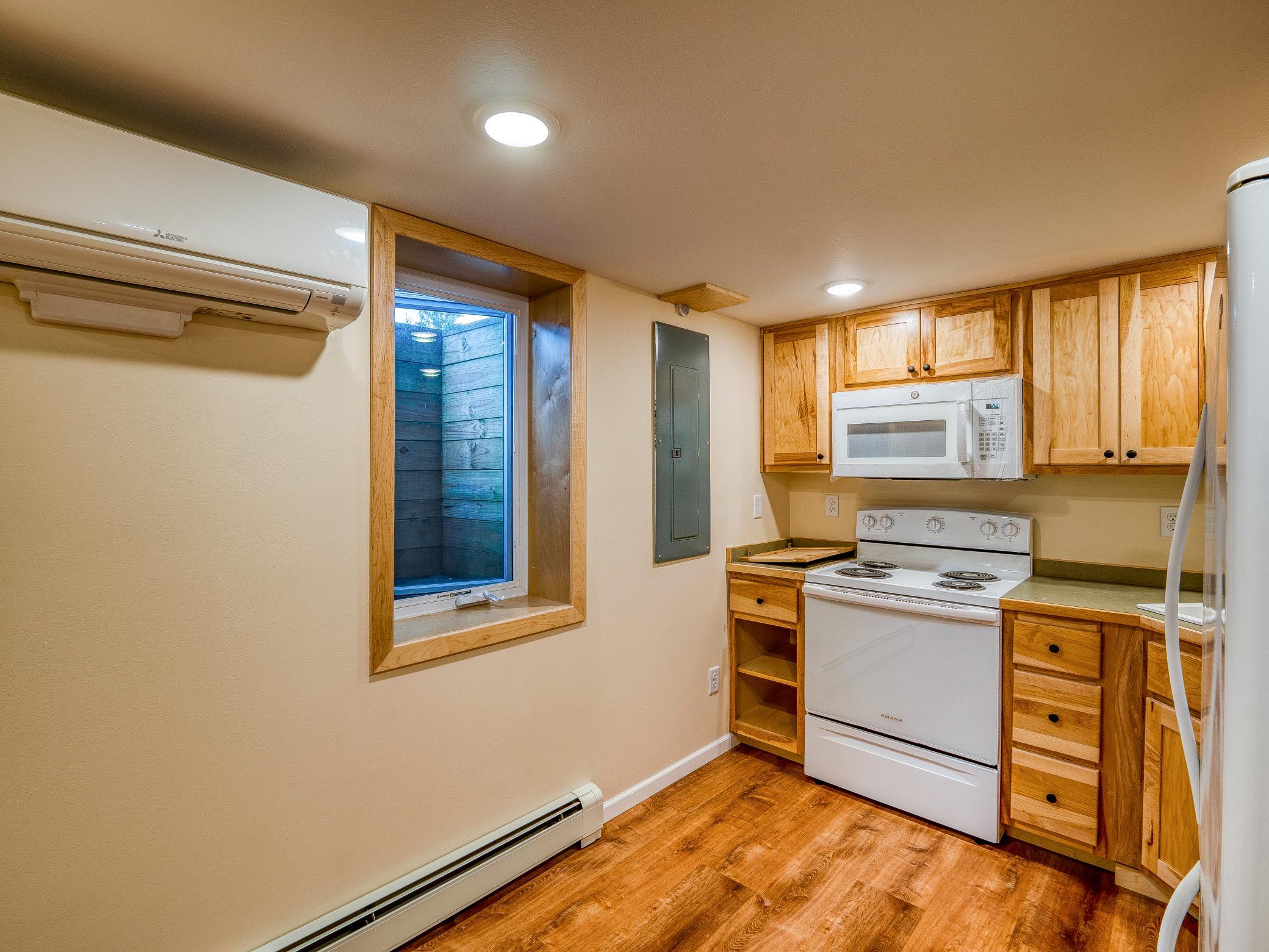 1940 single family home for sale at 2011 Norton Avenue NW in Bemidji, MN — 2 bed, 3 bath (photo 29 of 50)