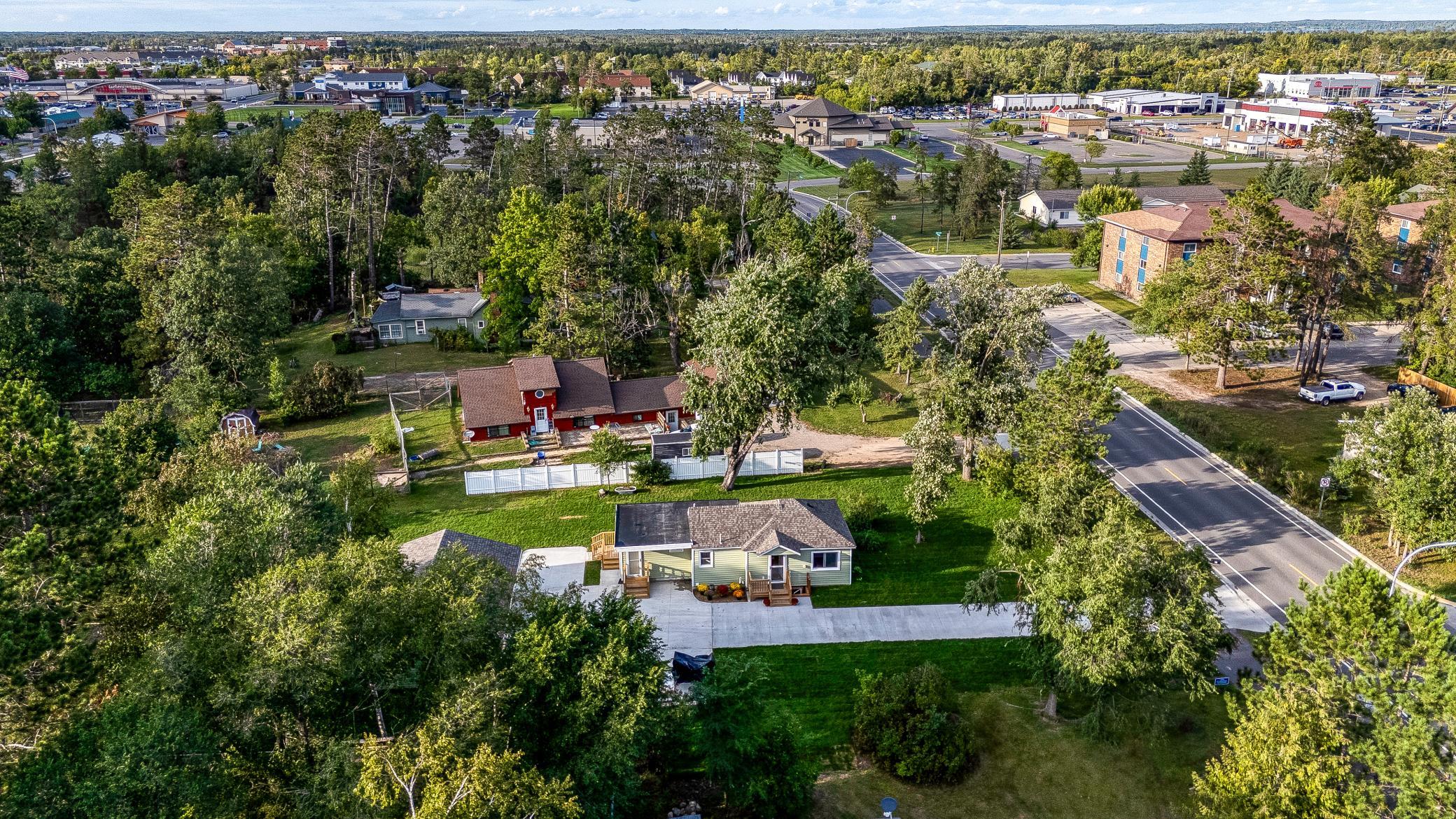 1940 single family home for sale at 2011 Norton Avenue NW in Bemidji, MN — 2 bed, 3 bath (photo 38 of 50)