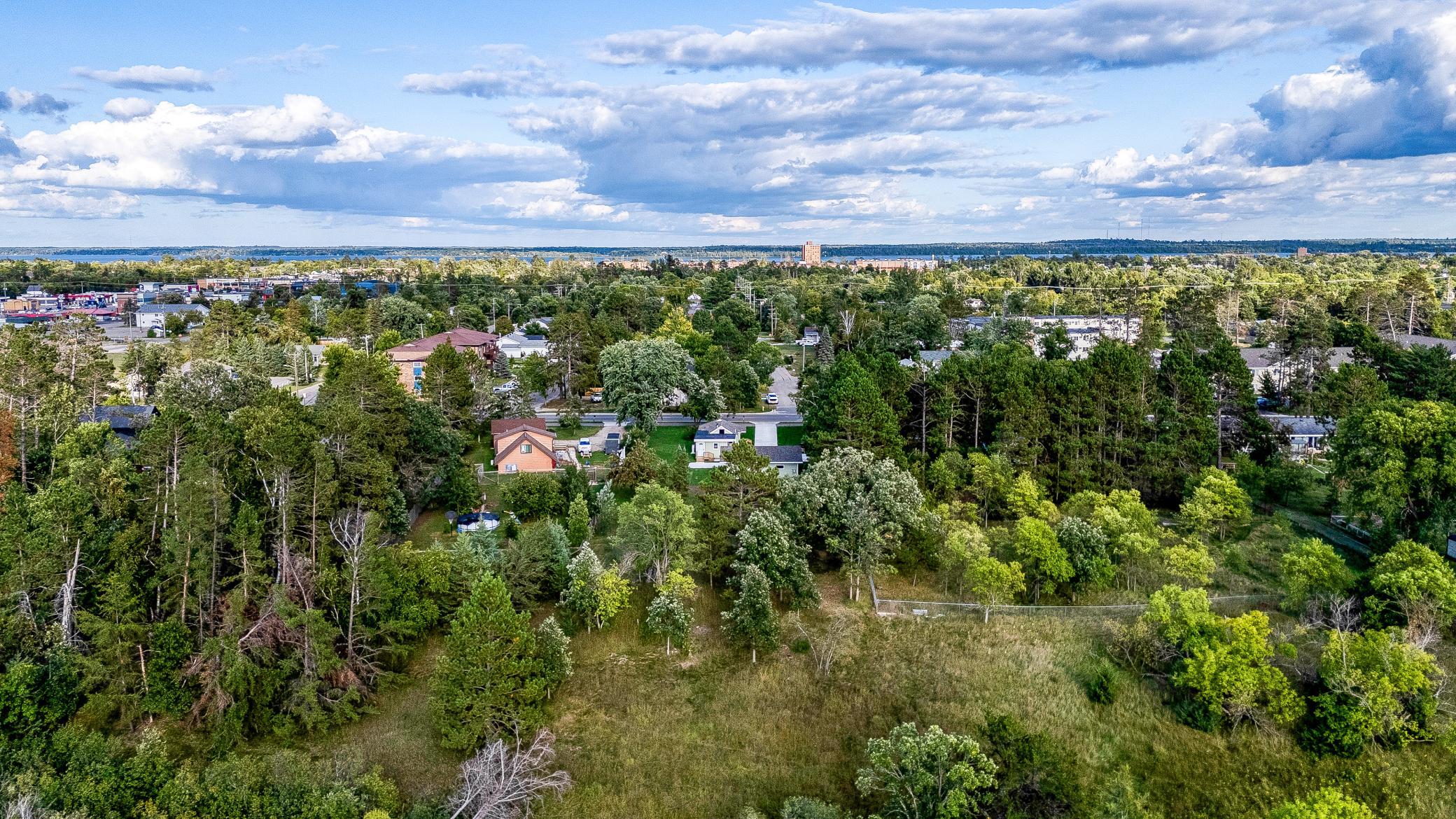 1940 single family home for sale at 2011 Norton Avenue NW in Bemidji, MN — 2 bed, 3 bath (photo 43 of 50)
