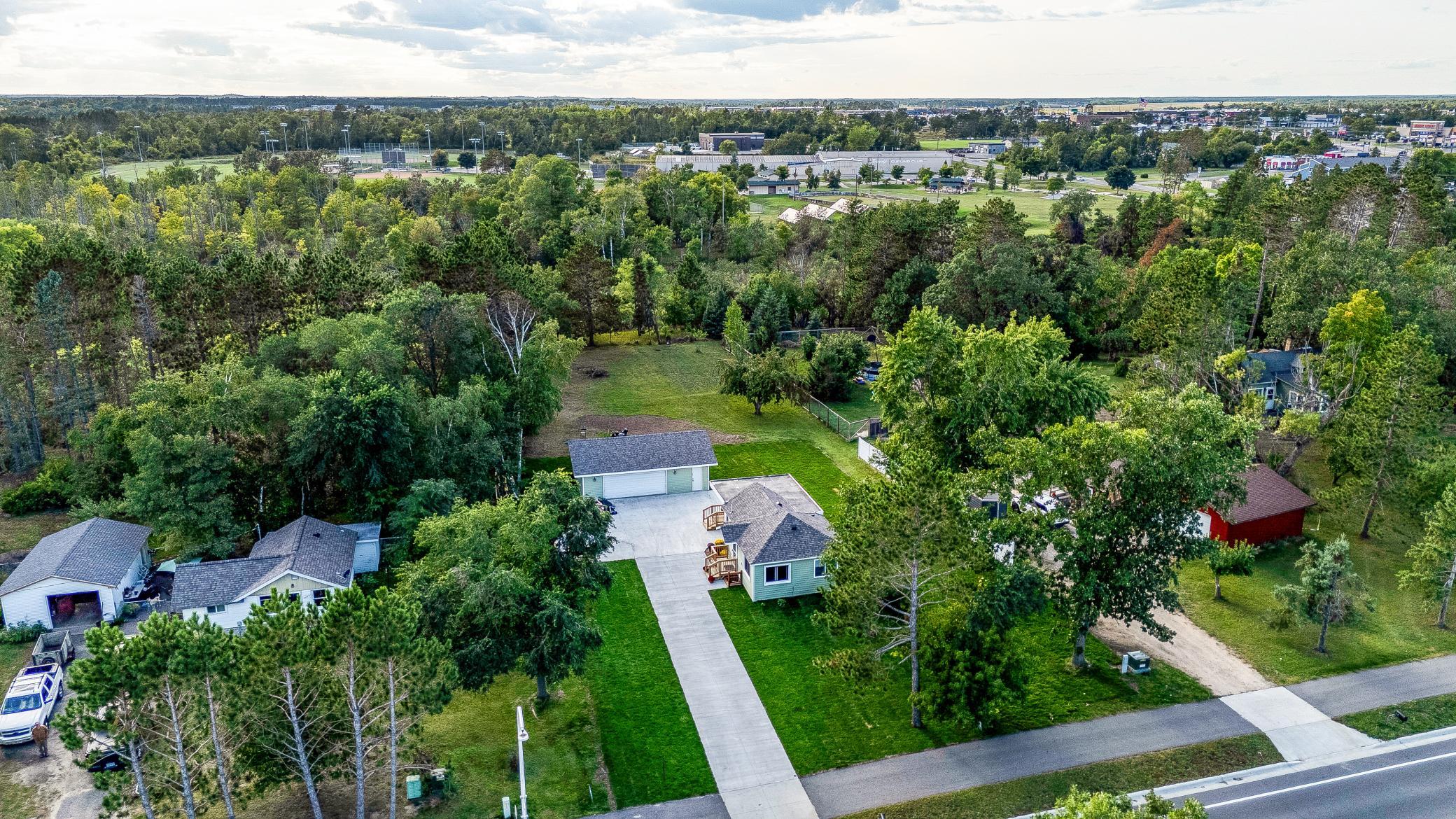 1940 single family home for sale at 2011 Norton Avenue NW in Bemidji, MN — 2 bed, 3 bath (photo 46 of 50)