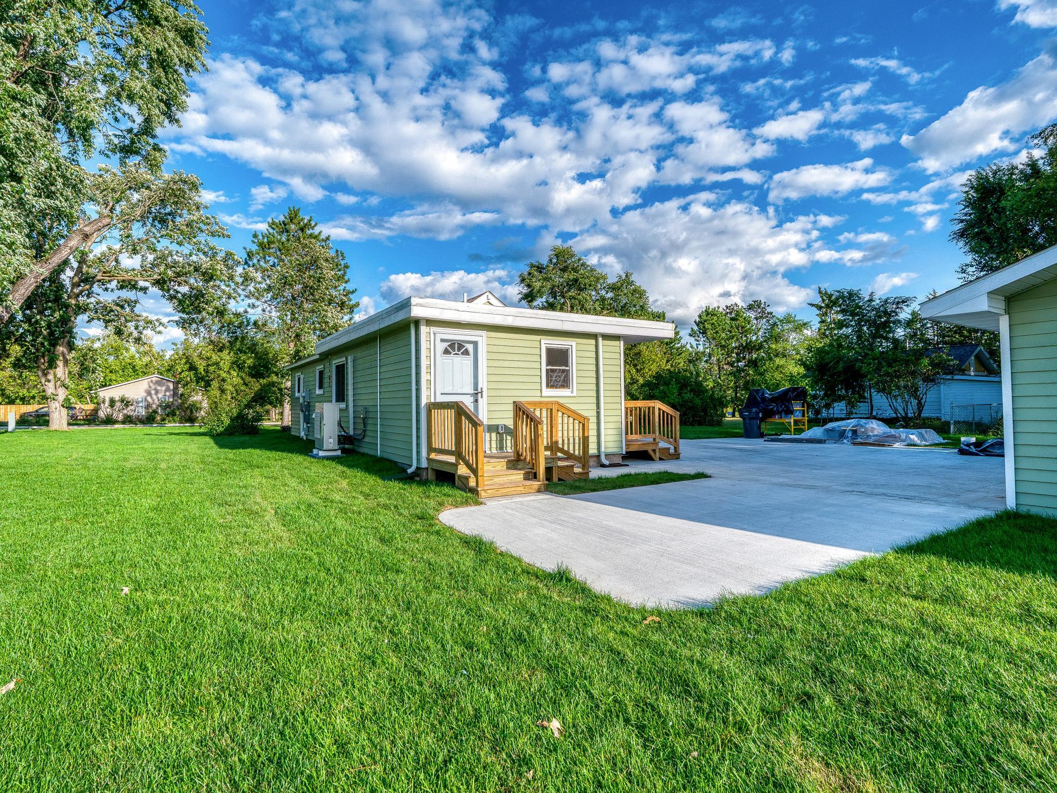 1940 single family home for sale at 2011 Norton Avenue NW in Bemidji, MN — 2 bed, 3 bath (photo 49 of 50)