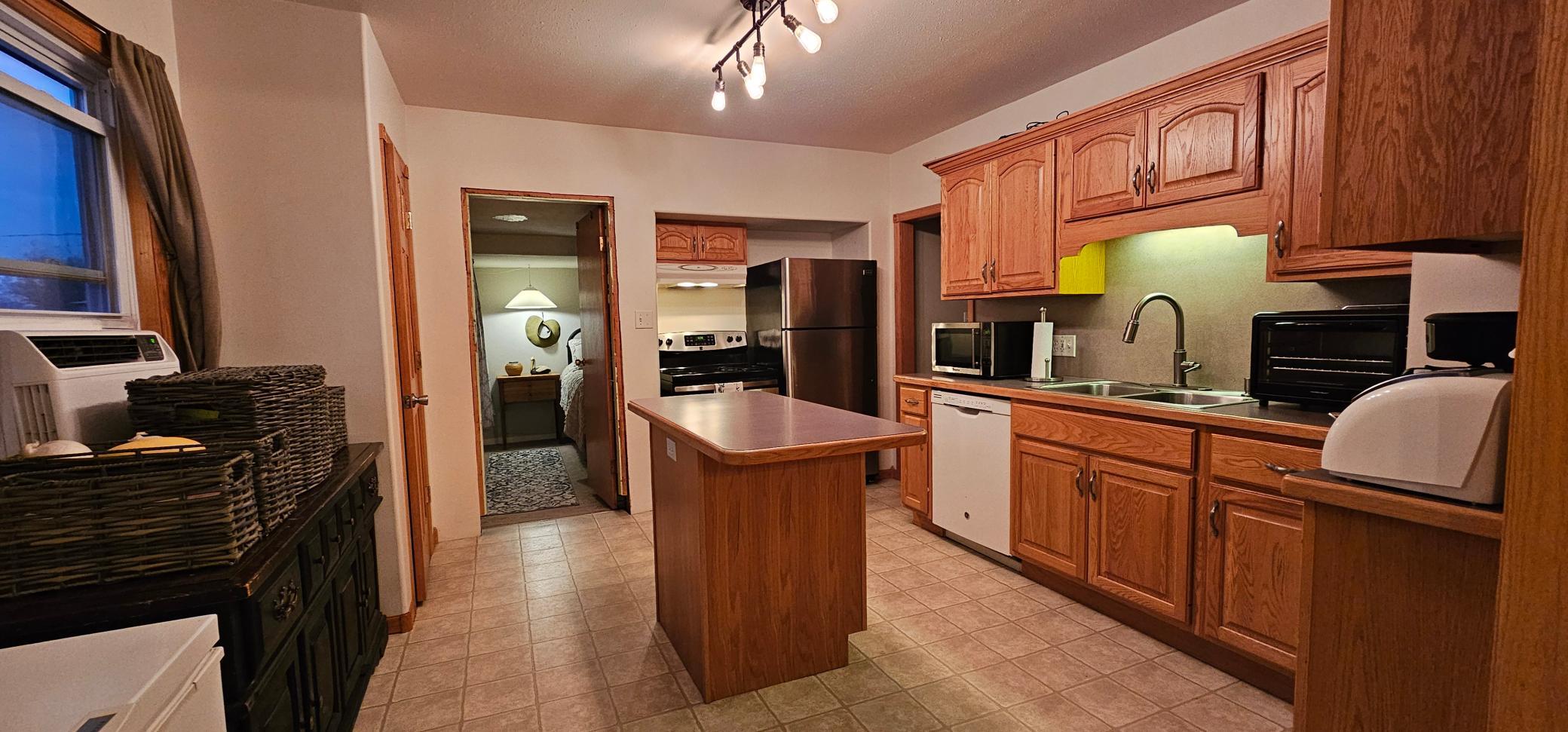 1918 single family home for sale at 303 Minnesota Avenue E in Sebeka, MN — 2 bed, 1 bath (photo 6 of 27)