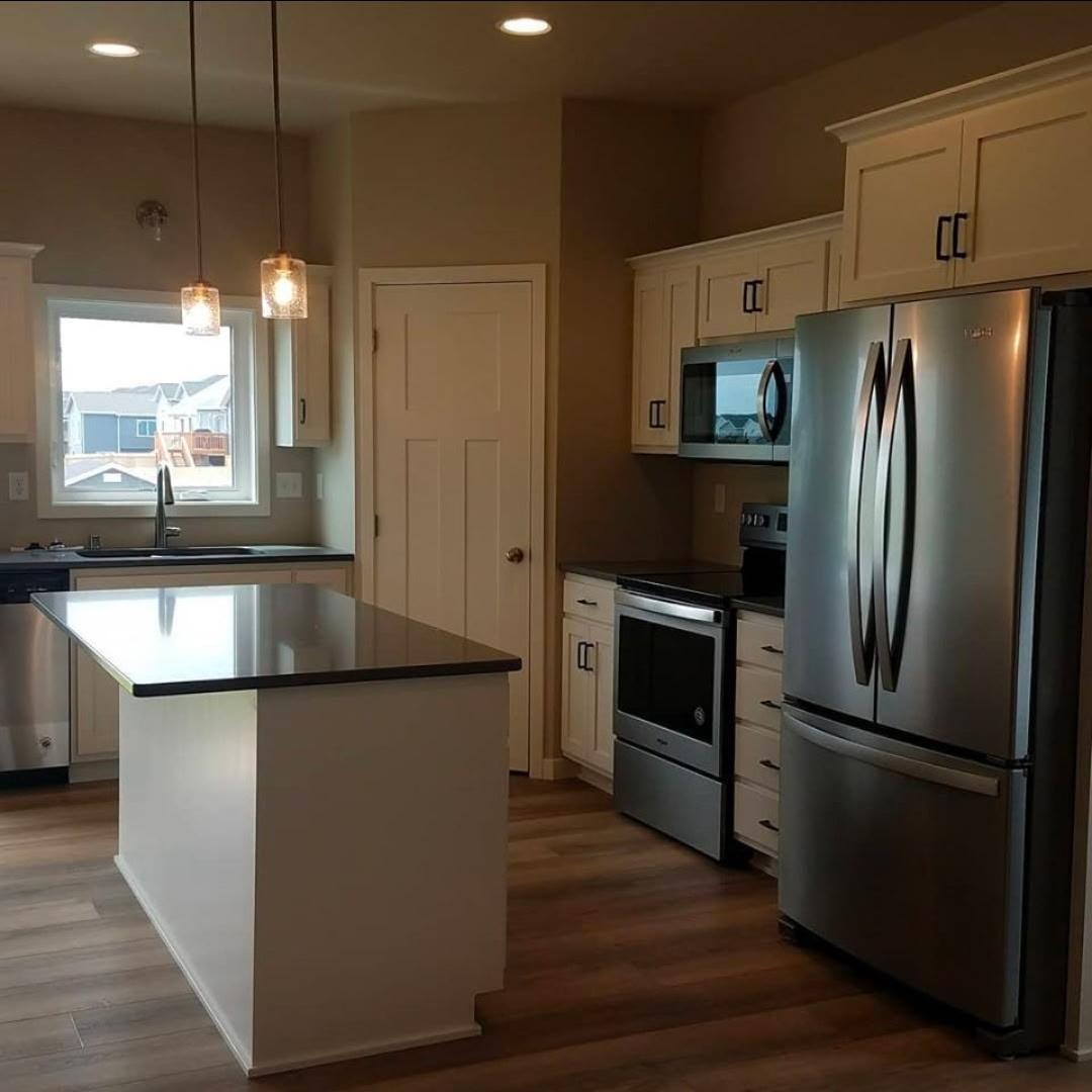 2026 single family home for sale at 6731 66th Avenue S in Horace, ND — 4 bed, 3 bath (photo 4 of 6)