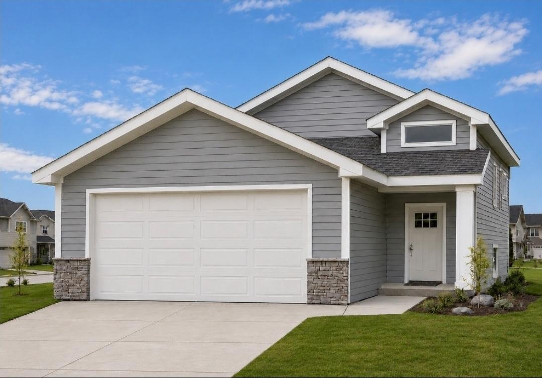 2026 single family home for sale at 6731 66th Avenue S in Horace, ND — 4 bed, 3 bath (photo 2 of 4)