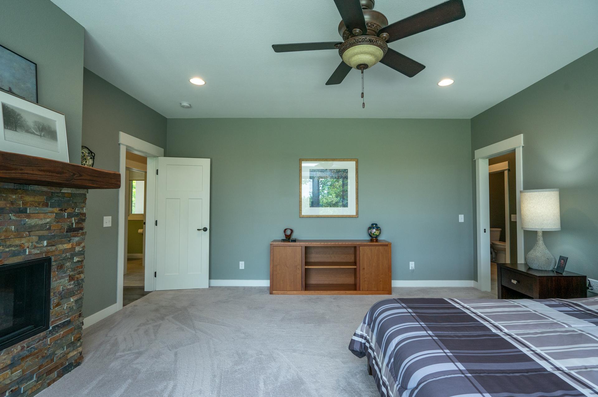 2022 single family home for sale at 1860 Deer Path Circle SW in East Gull Lake, MN — 3 bed, 3 bath (photo 24 of 45)