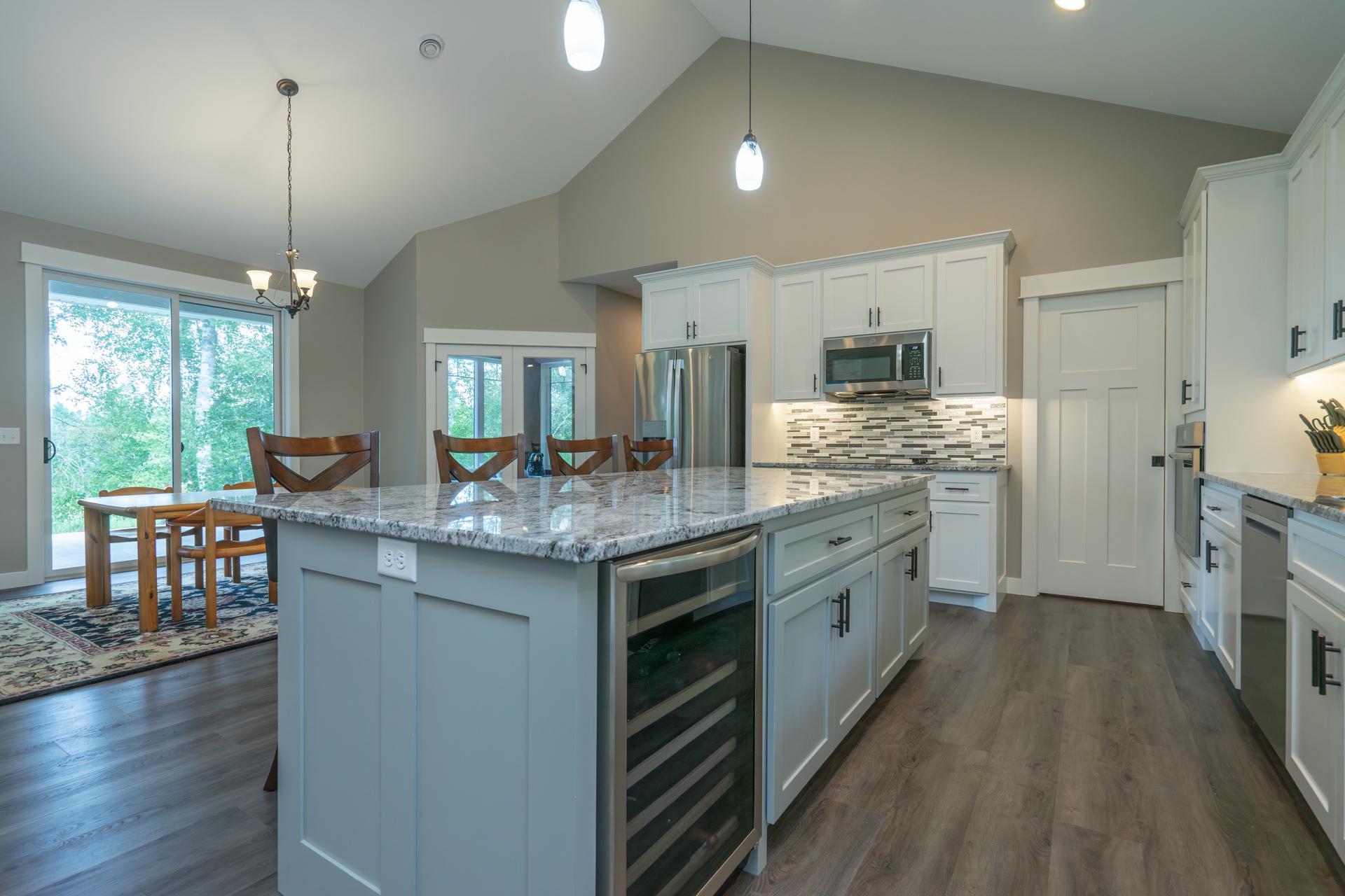 2022 single family home for sale at 1860 Deer Path Circle SW in East Gull Lake, MN — 3 bed, 3 bath (photo 10 of 45)