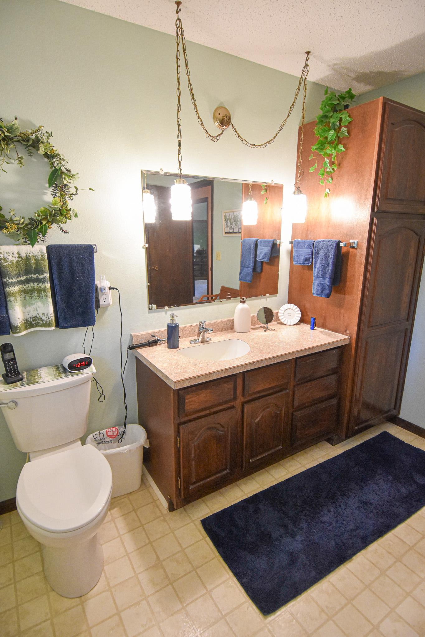 1977 single family home for sale at 14880 230th Street NE in Thief River Falls, MN — 4 bed, 2 bath (photo 25 of 58)