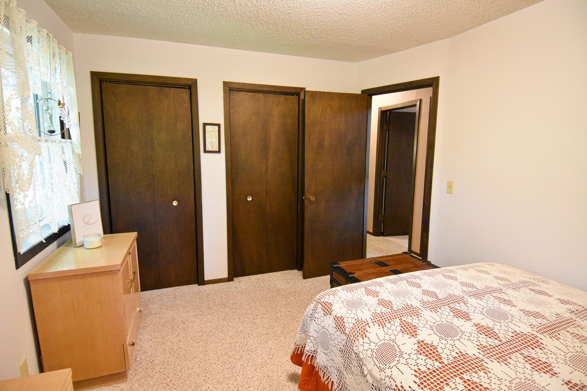 1977 single family home for sale at 14880 230th Street NE in Thief River Falls, MN — 4 bed, 2 bath (photo 31 of 58)