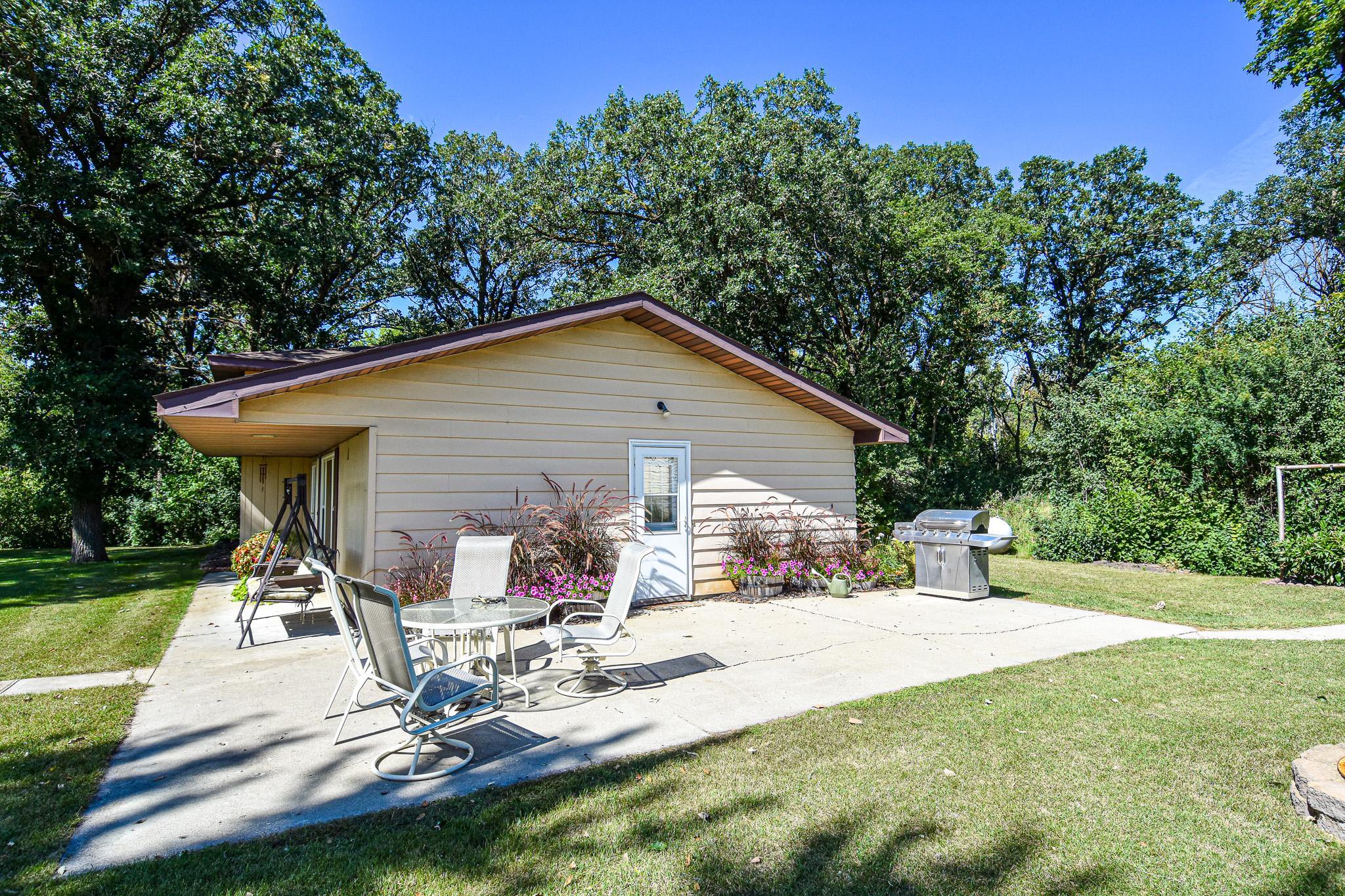 1977 single family home for sale at 14880 230th Street NE in Thief River Falls, MN — 4 bed, 2 bath (photo 46 of 58)