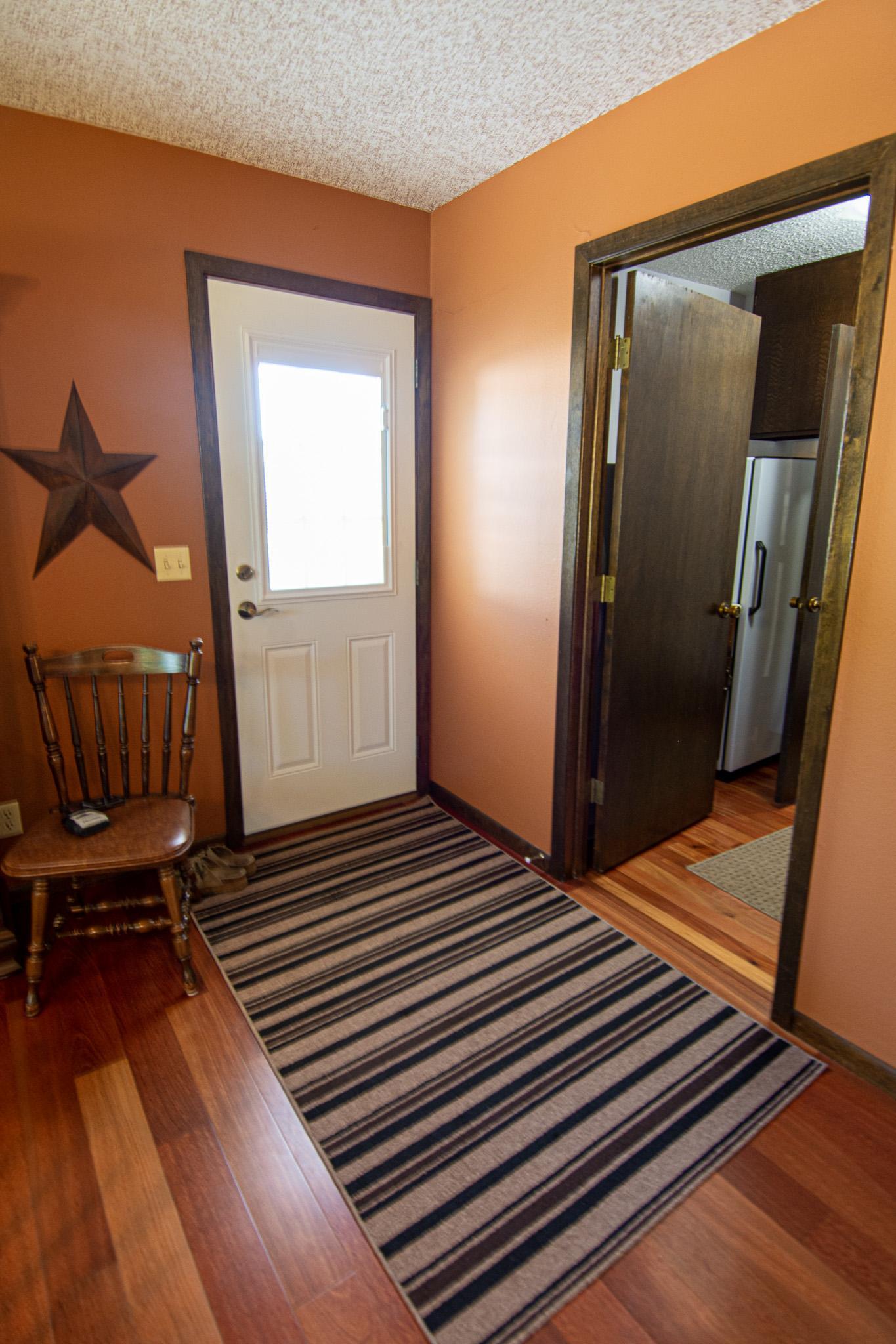 1977 single family home for sale at 14880 230th Street NE in Thief River Falls, MN — 4 bed, 2 bath (photo 7 of 58)