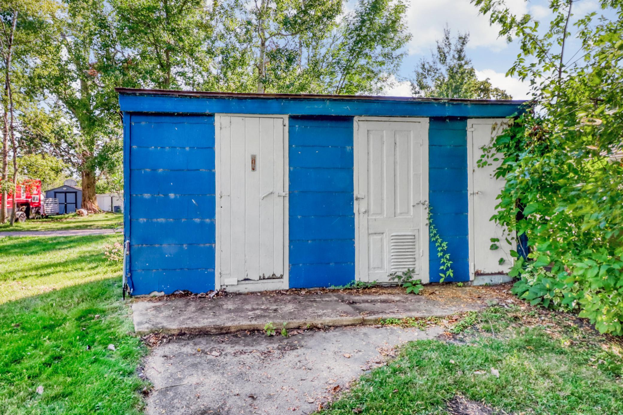 1961 single family home for sale at 20619 Summer Haven Road in Pelican Rapids, MN — 4 bed, 2 bath (photo 36 of 41)