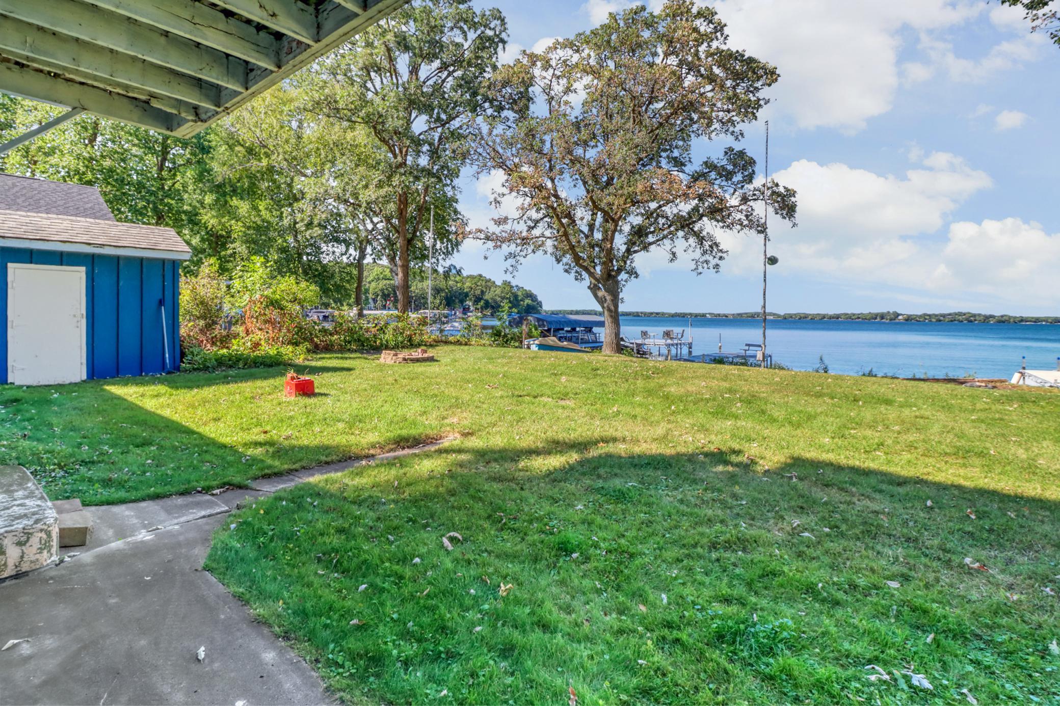 1961 single family home for sale at 20619 Summer Haven Road in Pelican Rapids, MN — 4 bed, 2 bath (photo 5 of 41)