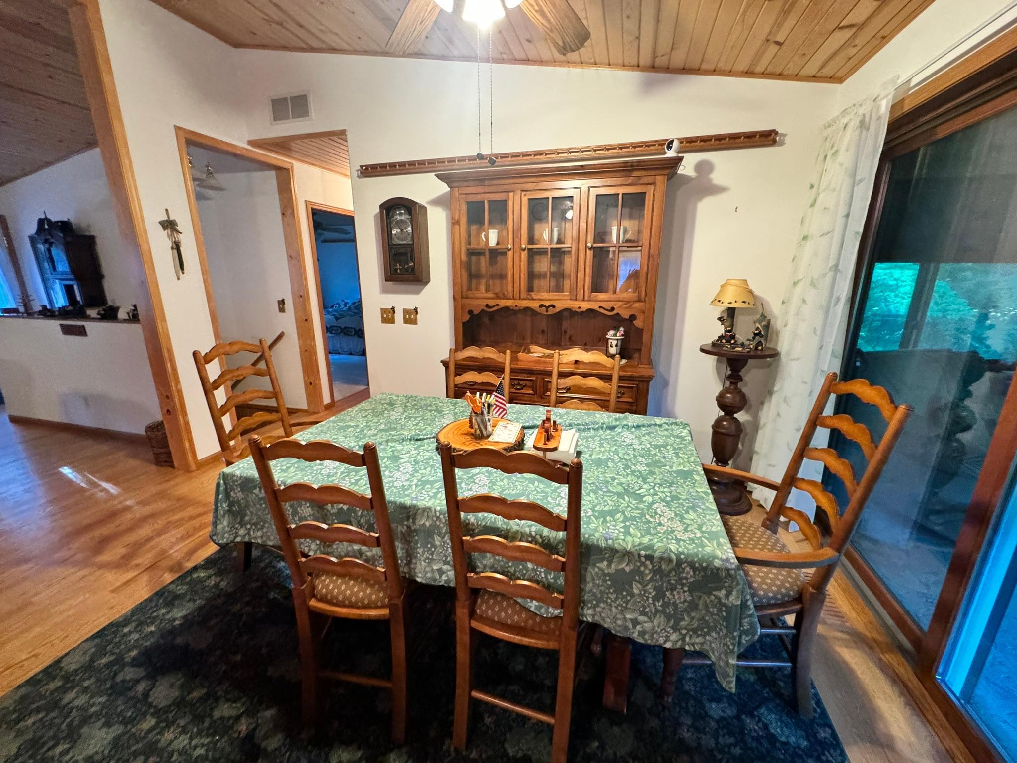 2001 single family home for sale at 7990 S Agency Estates Drive NW in Walker, MN — 3 bed, 2 bath (photo 11 of 36)