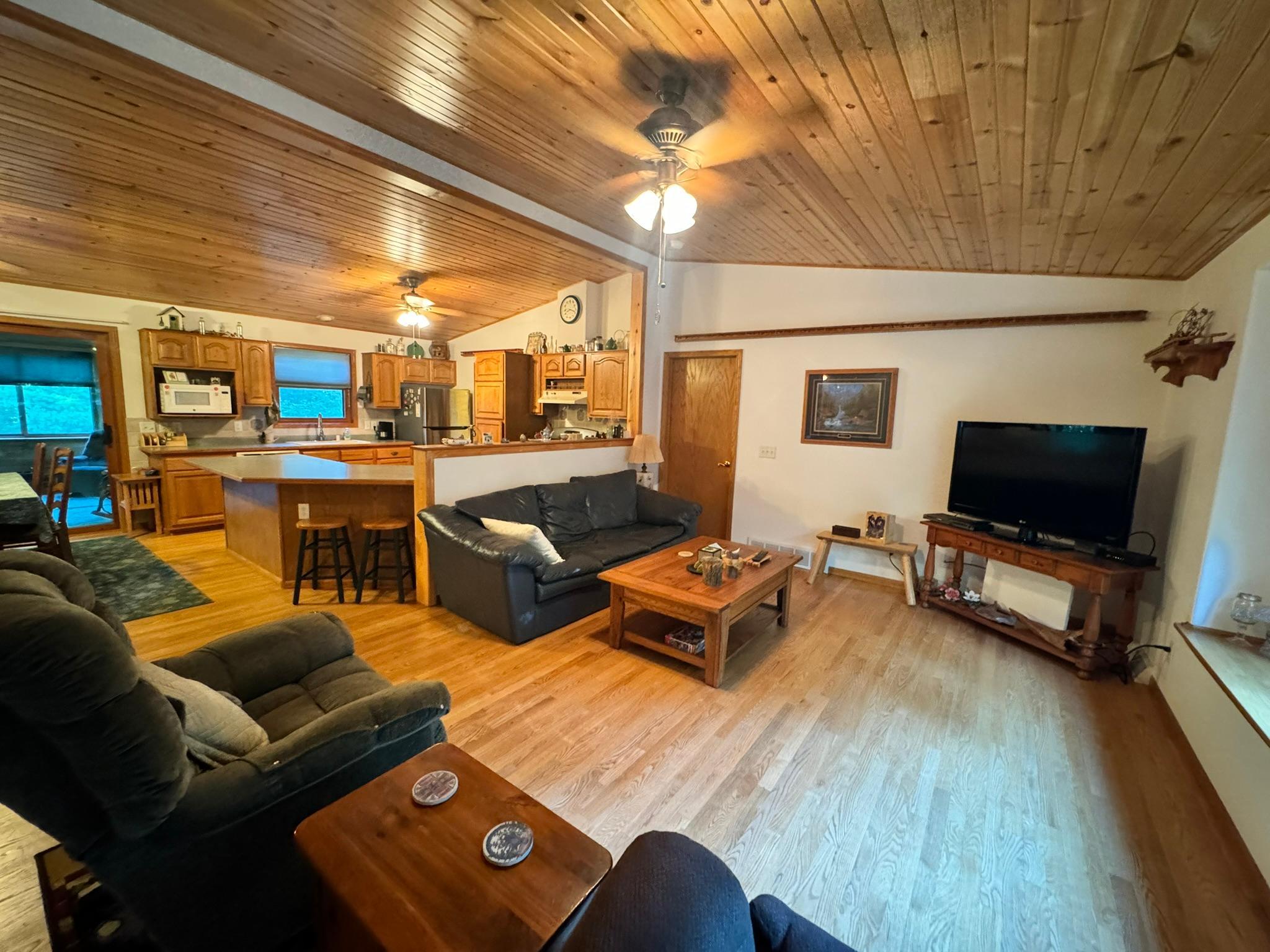2001 single family home for sale at 7990 S Agency Estates Drive NW in Walker, MN — 3 bed, 2 bath (photo 14 of 36)