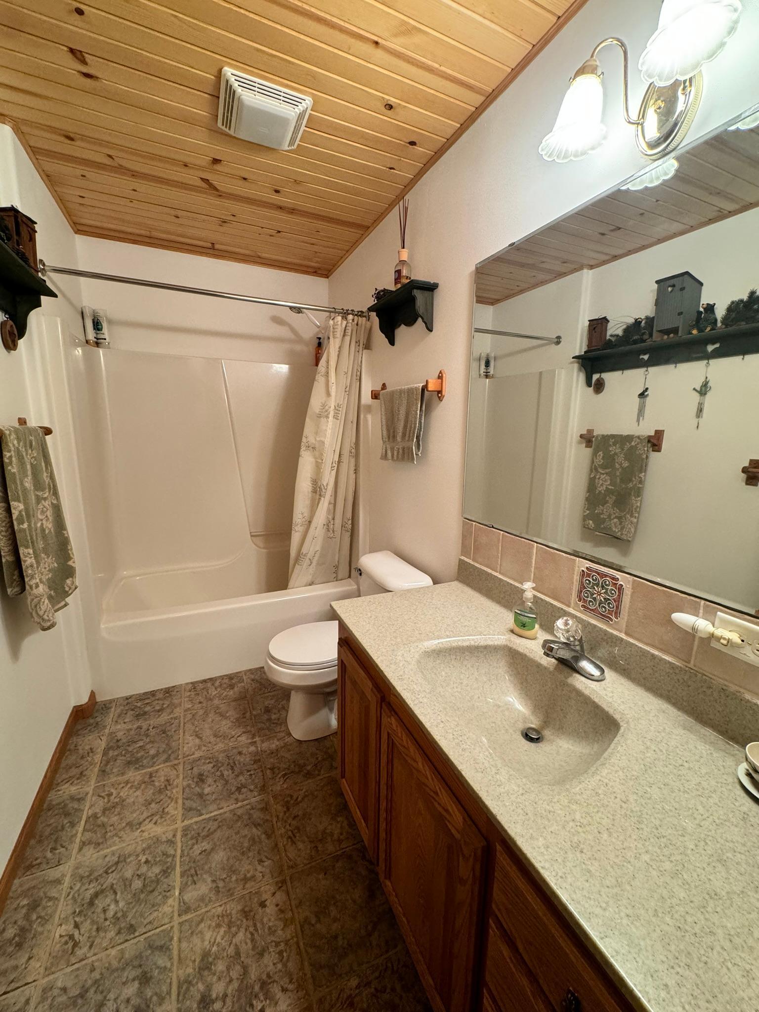 2001 single family home for sale at 7990 S Agency Estates Drive NW in Walker, MN — 3 bed, 2 bath (photo 17 of 36)