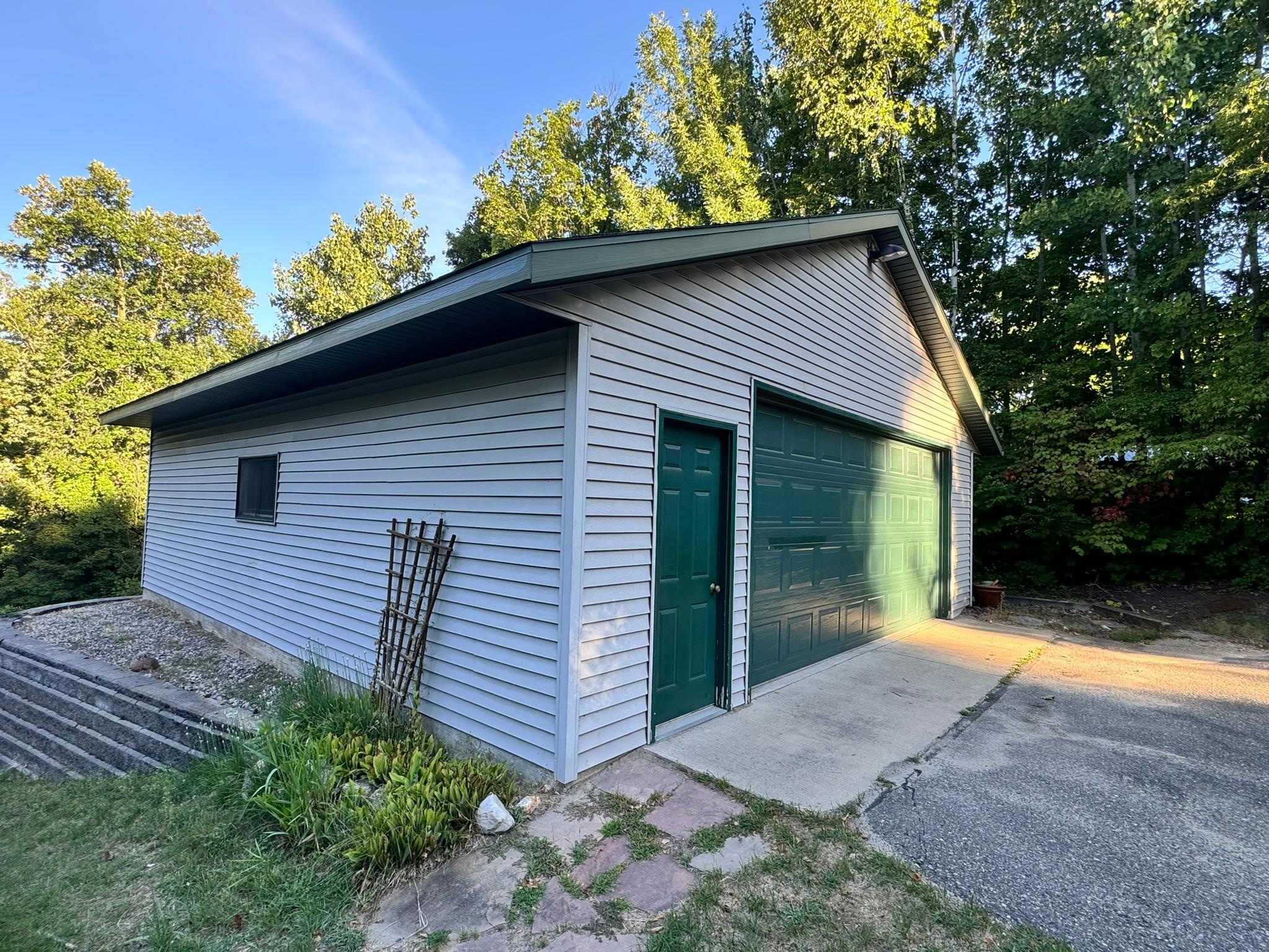 2001 single family home for sale at 7990 S Agency Estates Drive NW in Walker, MN — 3 bed, 2 bath (photo 36 of 36)