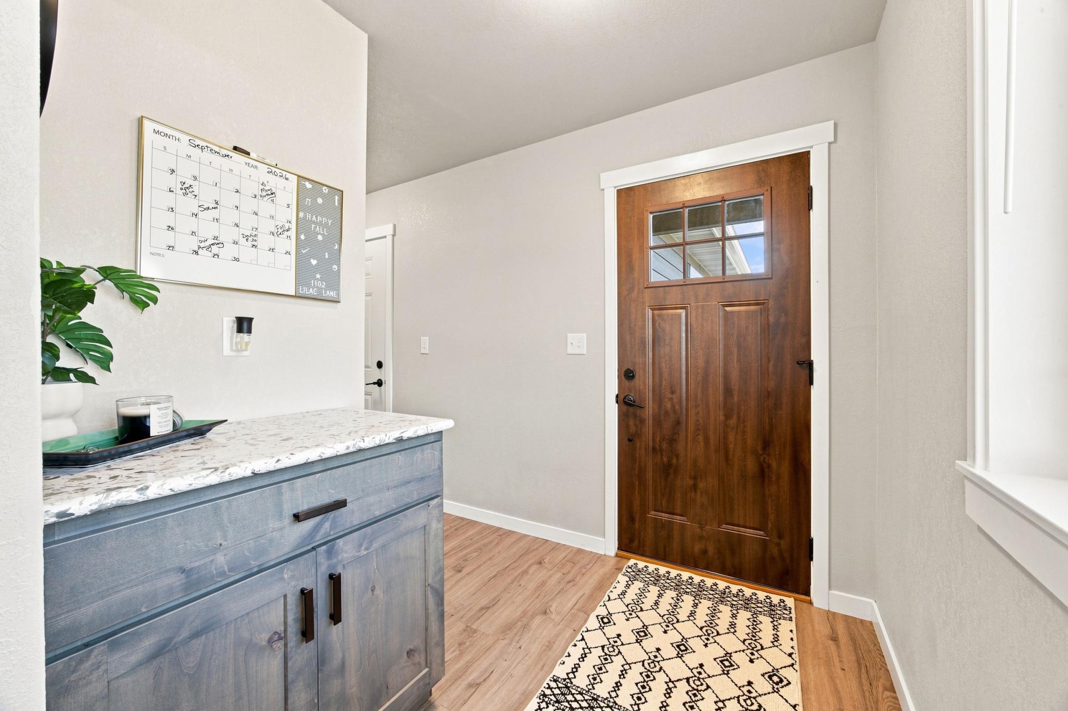 2019 single family home for sale at 1102 LILAC Lane in Moorhead, MN — 4 bed, 3 bath (photo 3 of 42)
