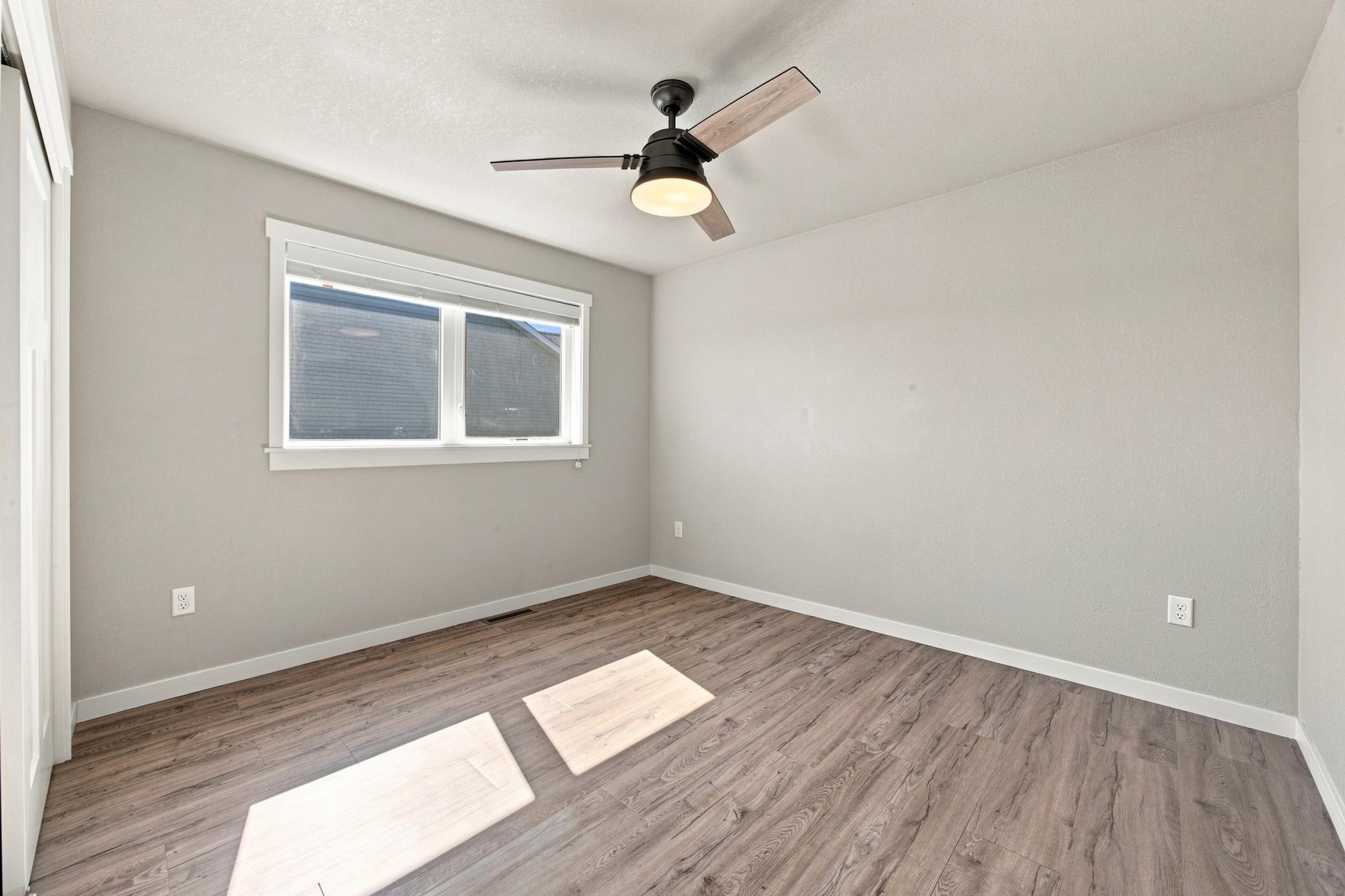 2019 single family home for sale at 1102 LILAC Lane in Moorhead, MN — 4 bed, 3 bath (photo 23 of 42)