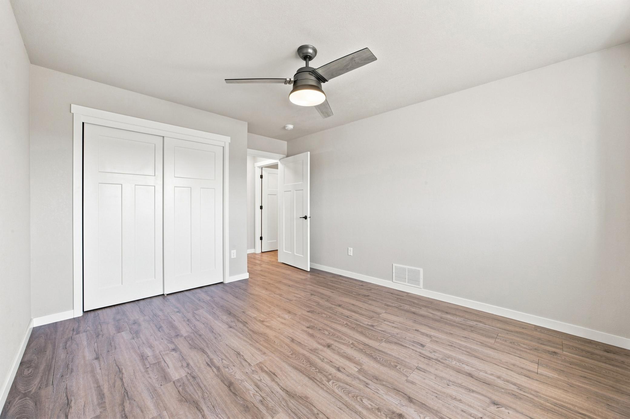 2019 single family home for sale at 1102 LILAC Lane in Moorhead, MN — 4 bed, 3 bath (photo 24 of 42)