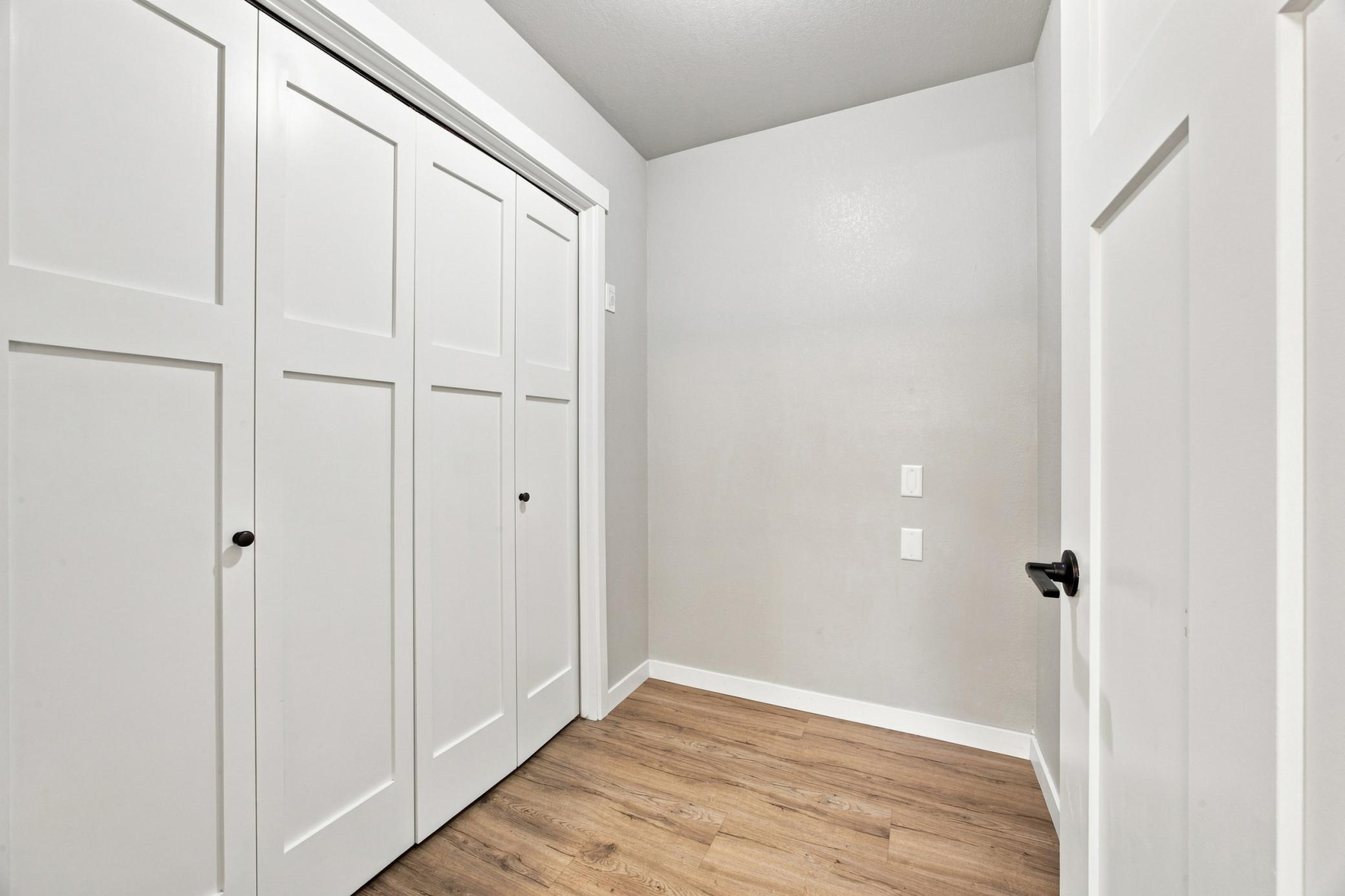 2019 single family home for sale at 1102 LILAC Lane in Moorhead, MN — 4 bed, 3 bath (photo 25 of 42)