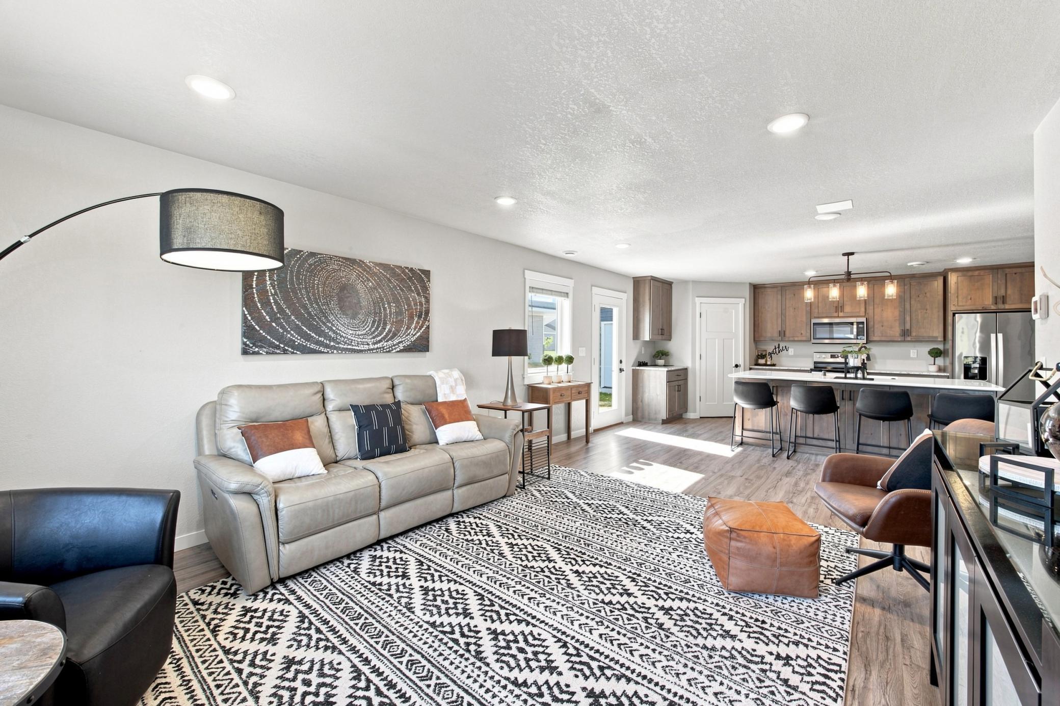 2019 single family home for sale at 1102 LILAC Lane in Moorhead, MN — 4 bed, 3 bath (photo 6 of 42)