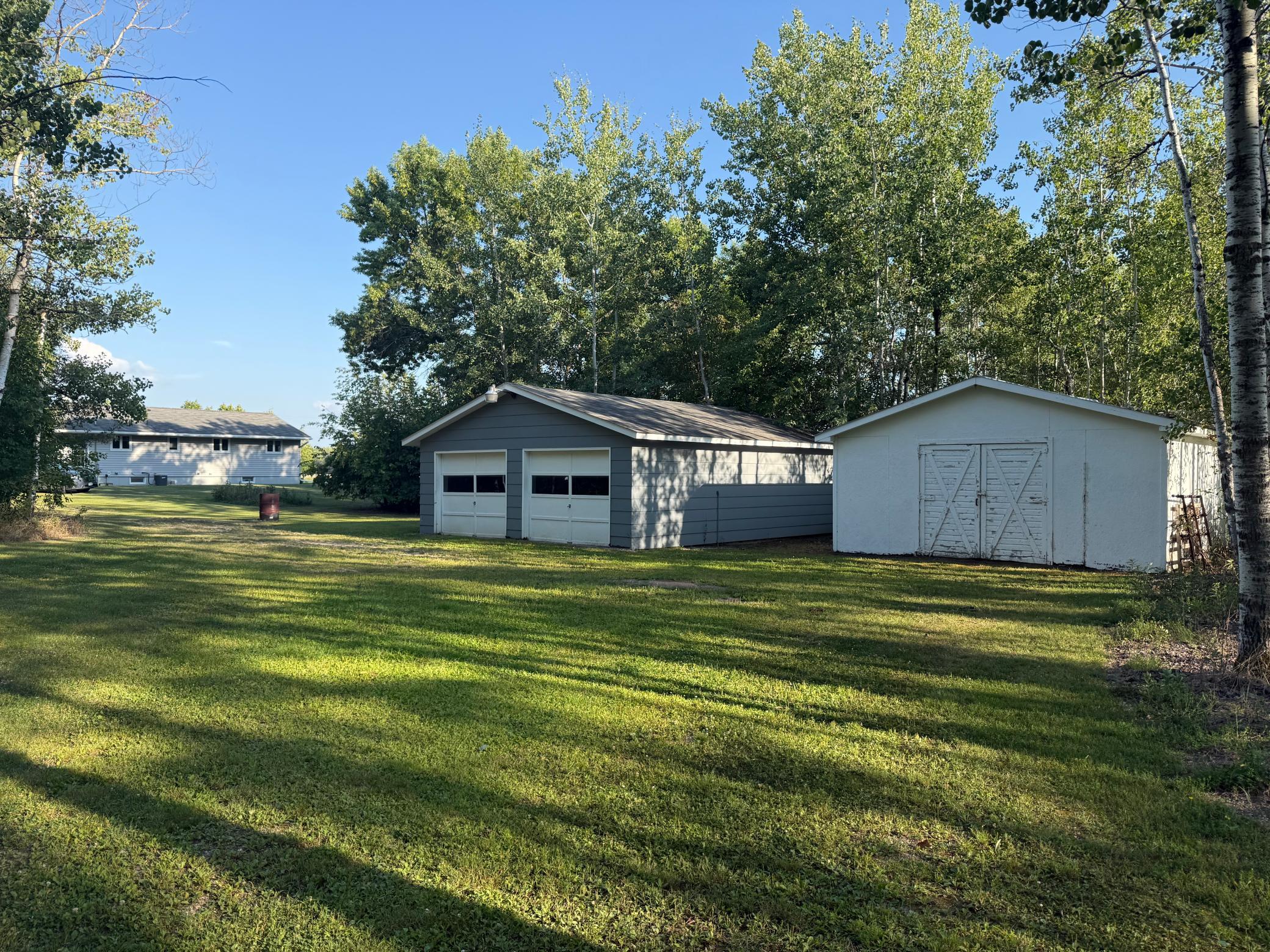 1970 single family home for sale at 24247 County Road 15 in Badger, MN — 3 bed, 1 bath (photo 11 of 18)