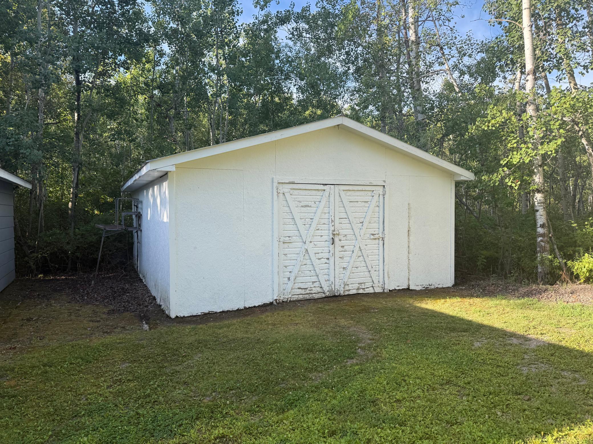1970 single family home for sale at 24247 County Road 15 in Badger, MN — 3 bed, 1 bath (photo 4 of 18)