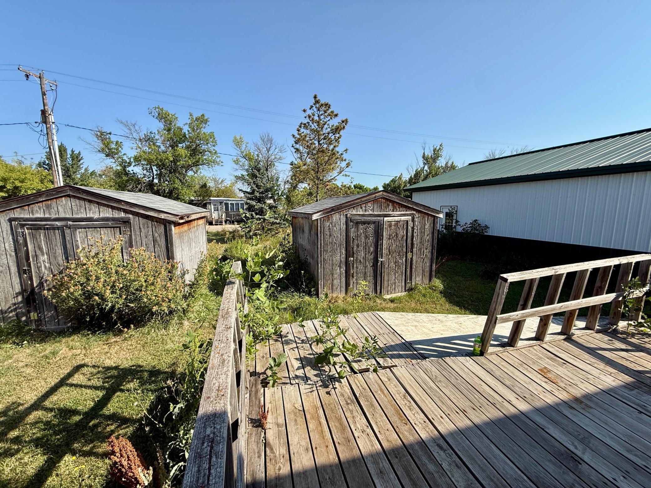 2001 single family home for sale at 1226 9th Street SW in Valley City, ND — 3 bed, 2 bath (photo 23 of 24)