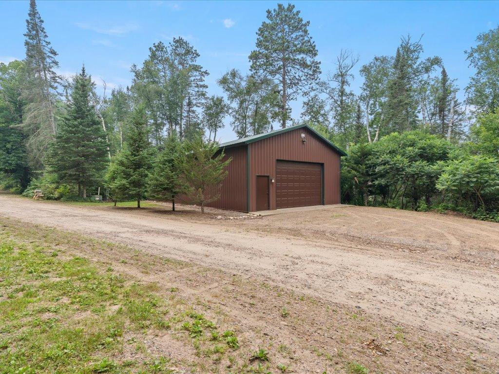 2001 single family home for sale at 16138 Zigmund Drive in Fifty Lakes, MN — 5 bed, 3 bath (photo 23 of 70)