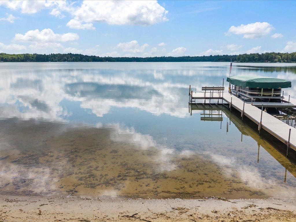 2001 single family home for sale at 16138 Zigmund Drive in Fifty Lakes, MN — 5 bed, 3 bath (photo 4 of 70)
